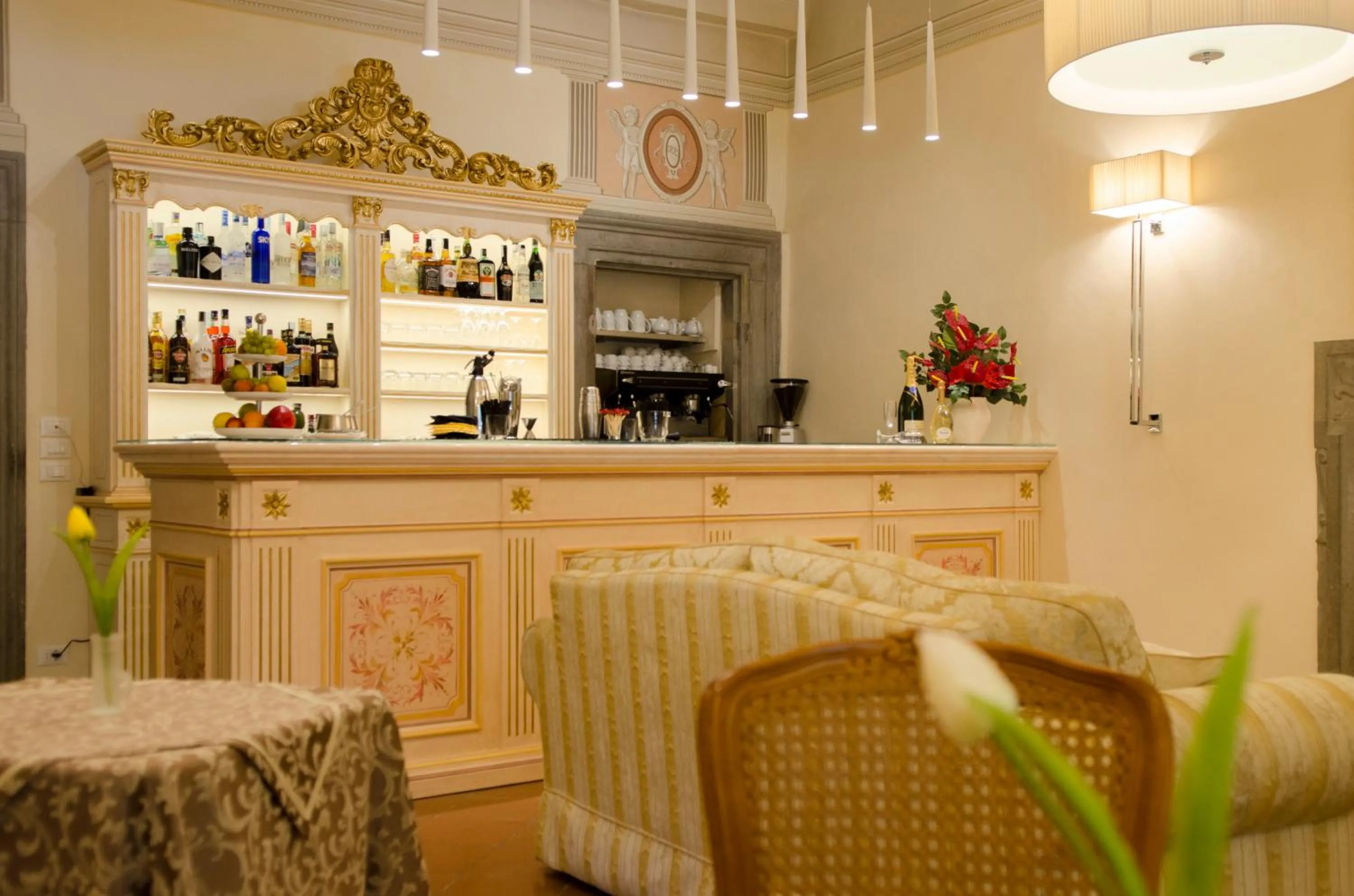 Lounge or bar in B&B Piccolo Hotel