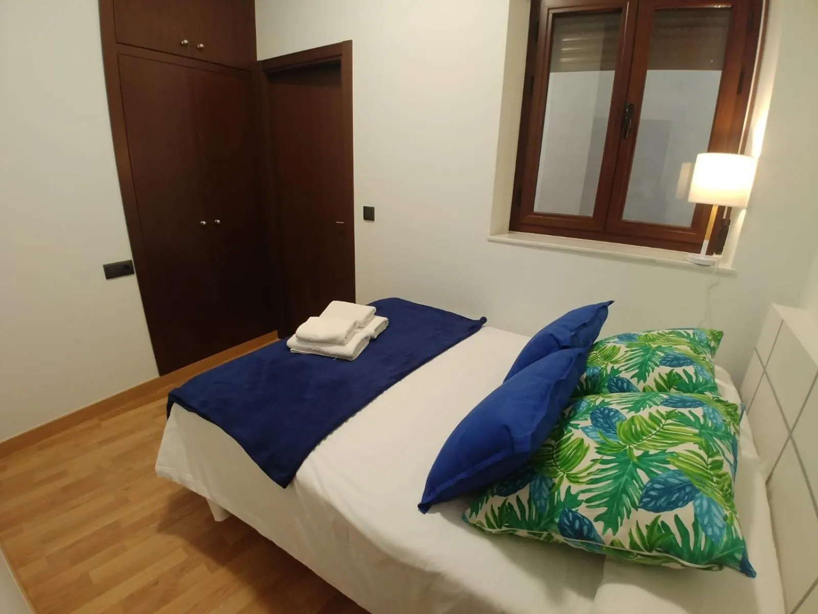 Bedroom, Bed in Imeda Apartamentos Escudo del Carmen 19