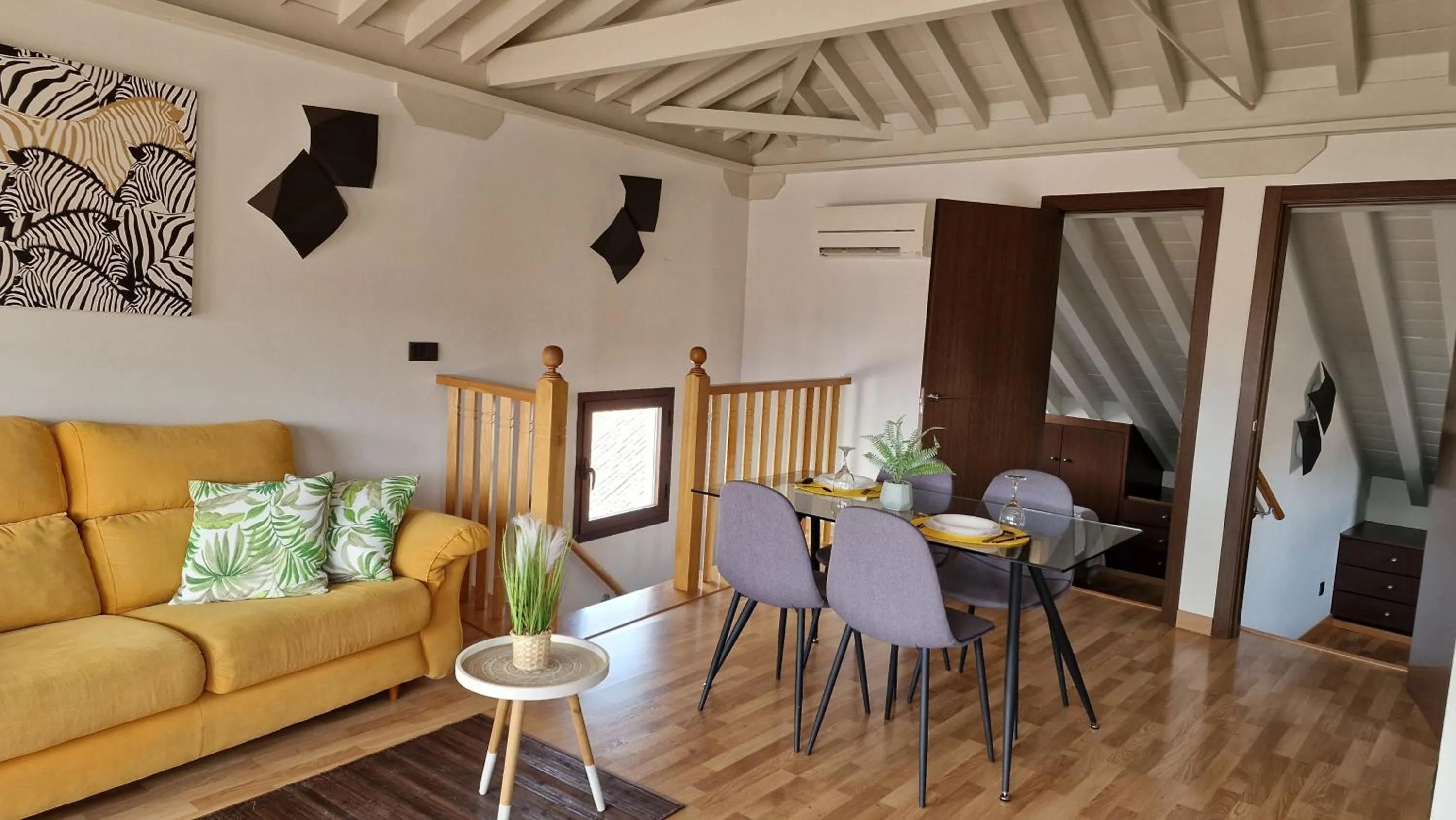 Living room in Imeda Apartamentos Escudo del Carmen 19