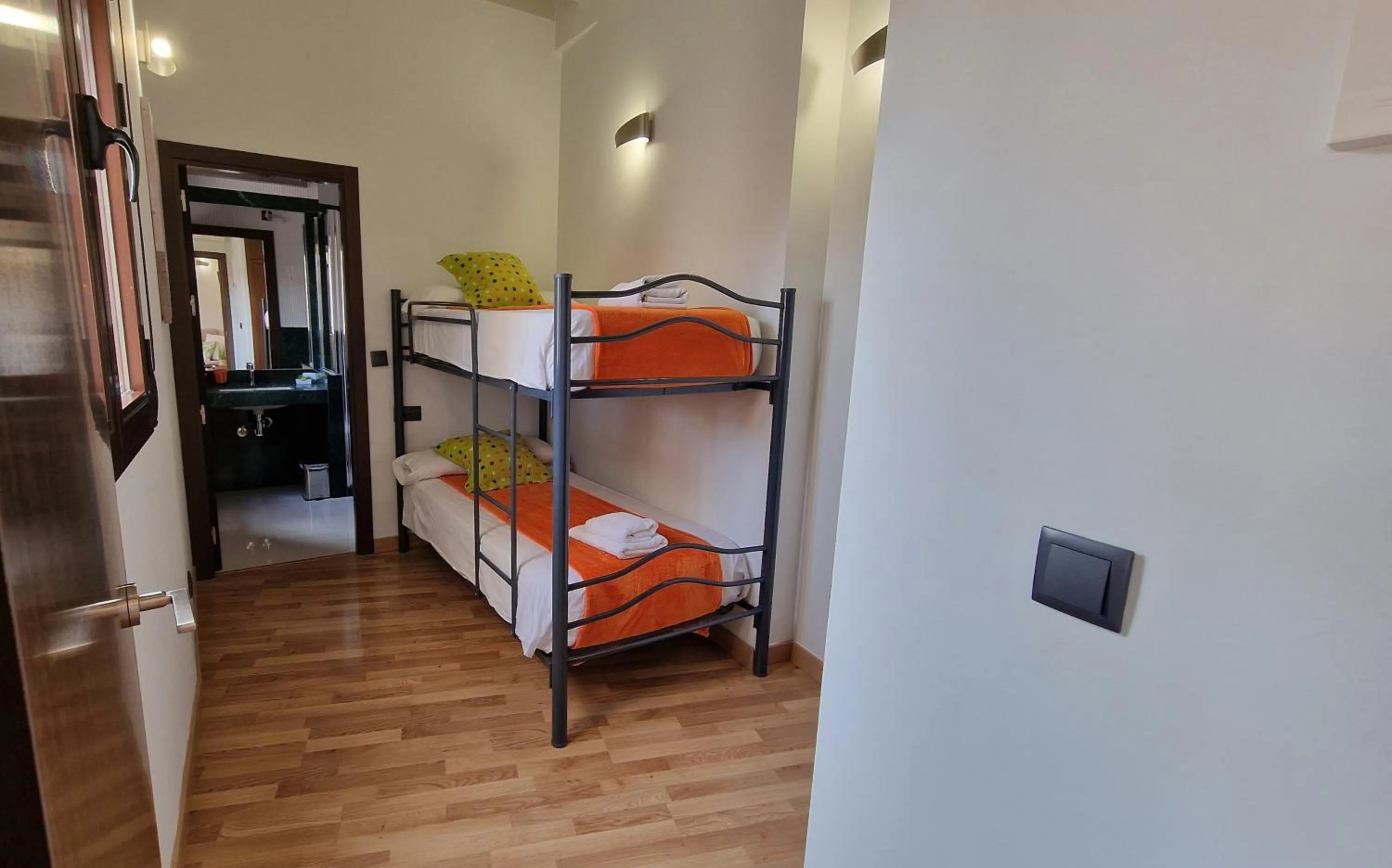 Bedroom, Bed in Imeda Apartamentos Escudo del Carmen 19