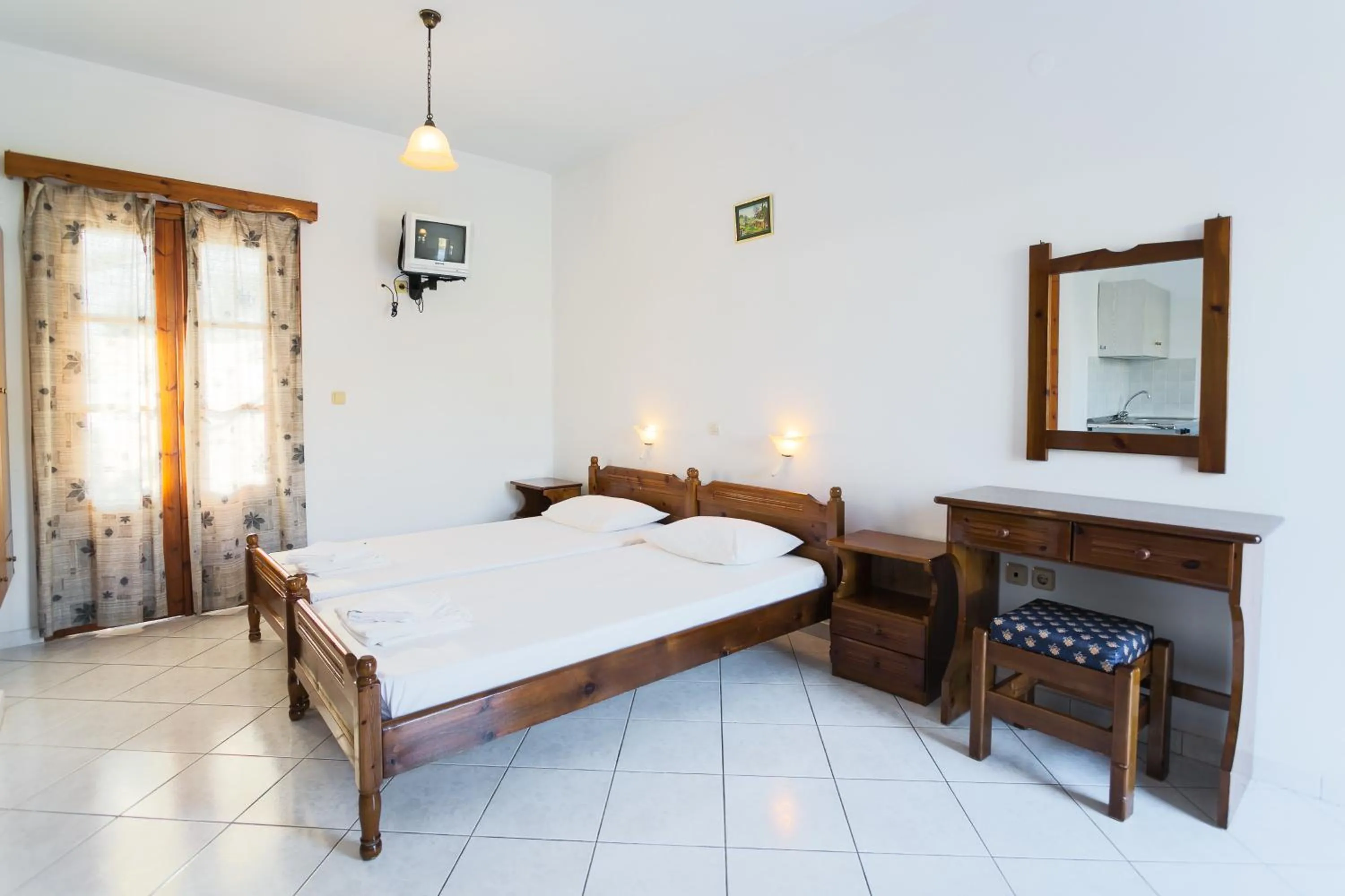 Photo of the whole room, Bed in Saint Nicolas Bungalows