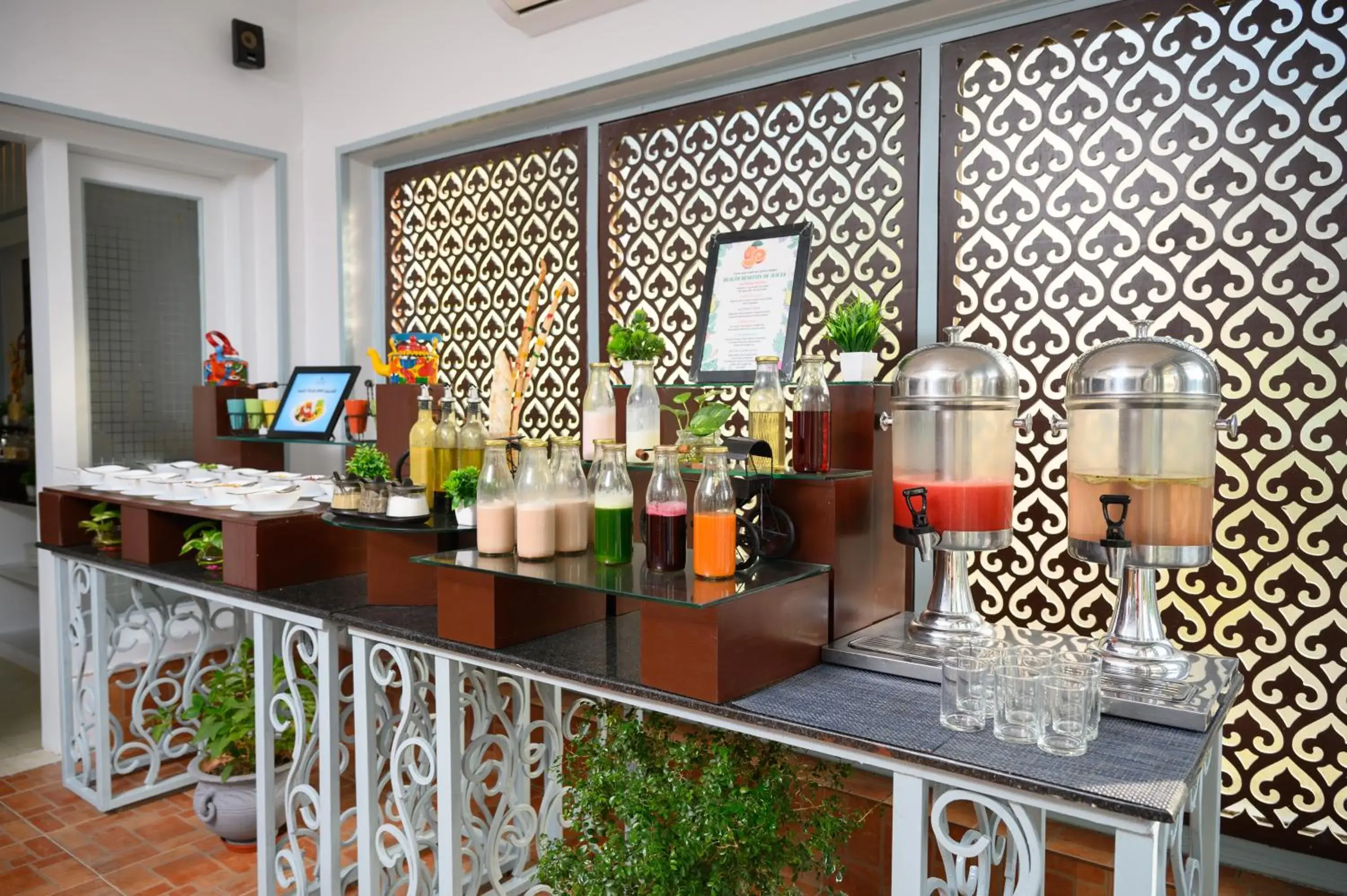 Restaurant/places to eat in Sinclairs Siliguri Restaurant/places to eat in Sinclairs Siliguri