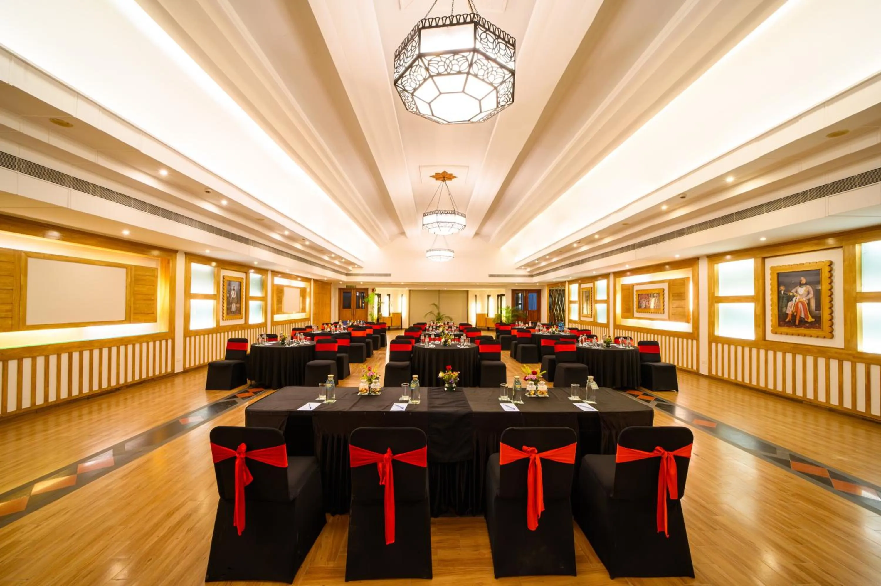 Banquet/Function facilities in Sinclairs Siliguri