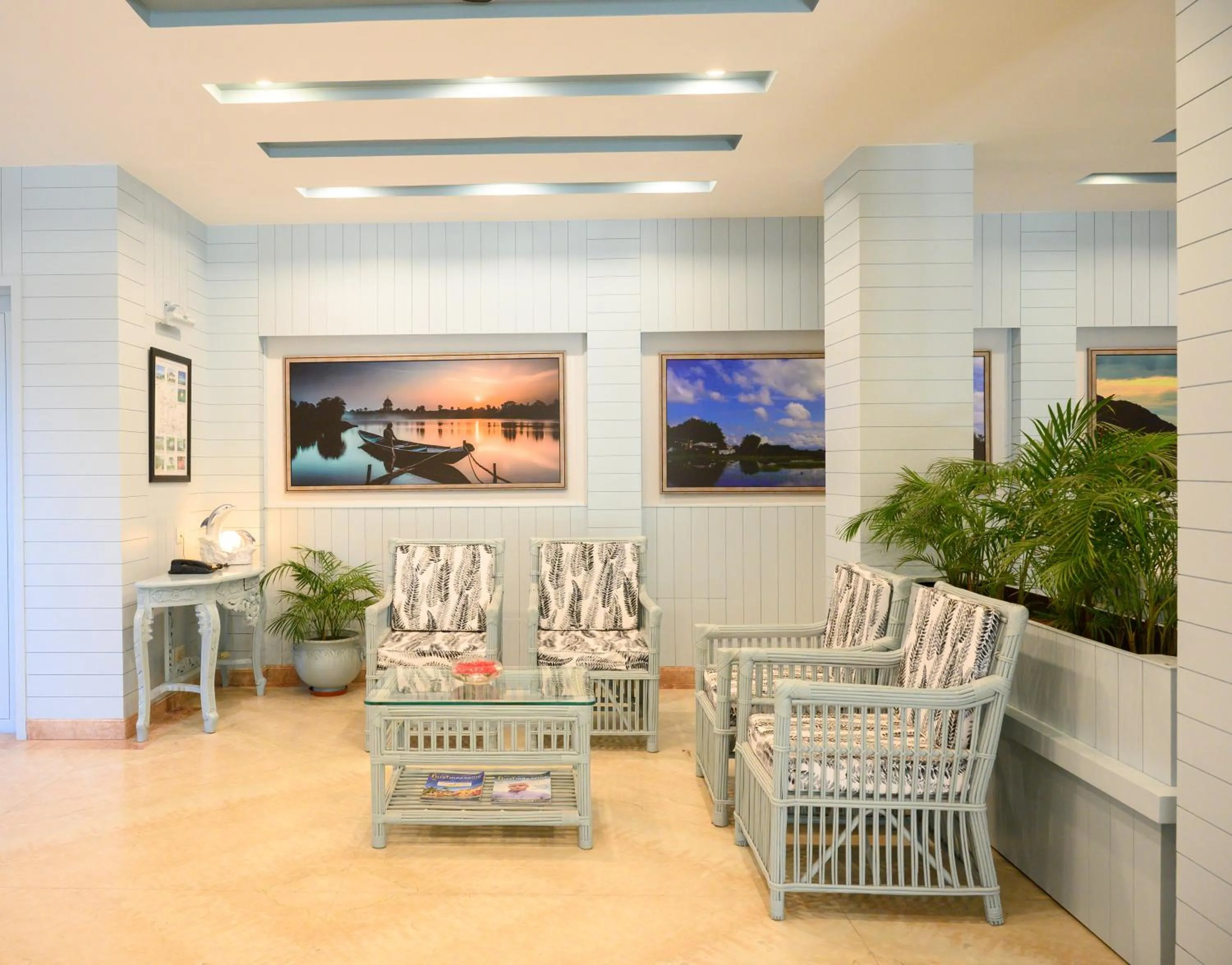 Seating area in Sinclairs Siliguri