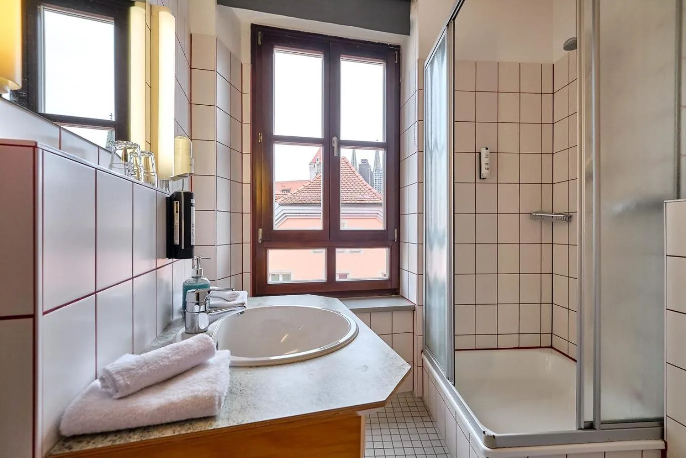 Bathroom in Hotel Roter Hahn