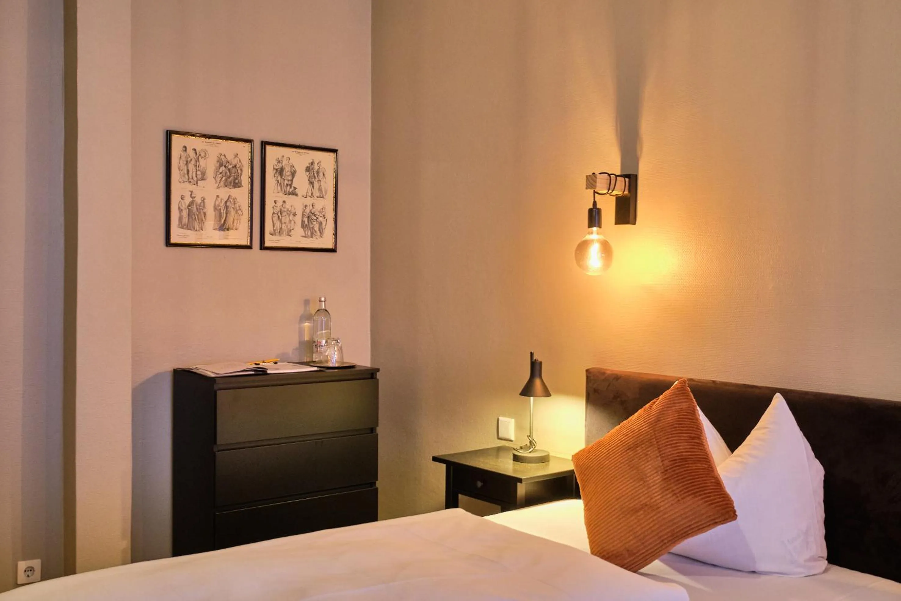 Photo of the whole room, Bed in Hotel Roter Hahn