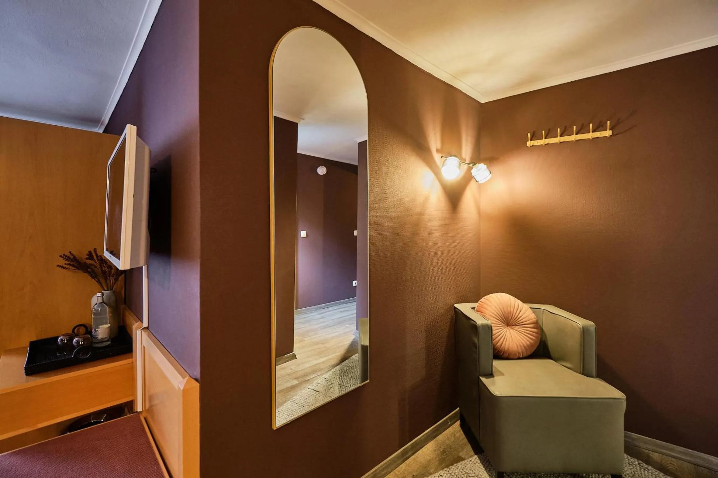 Seating area in Hotel Roter Hahn