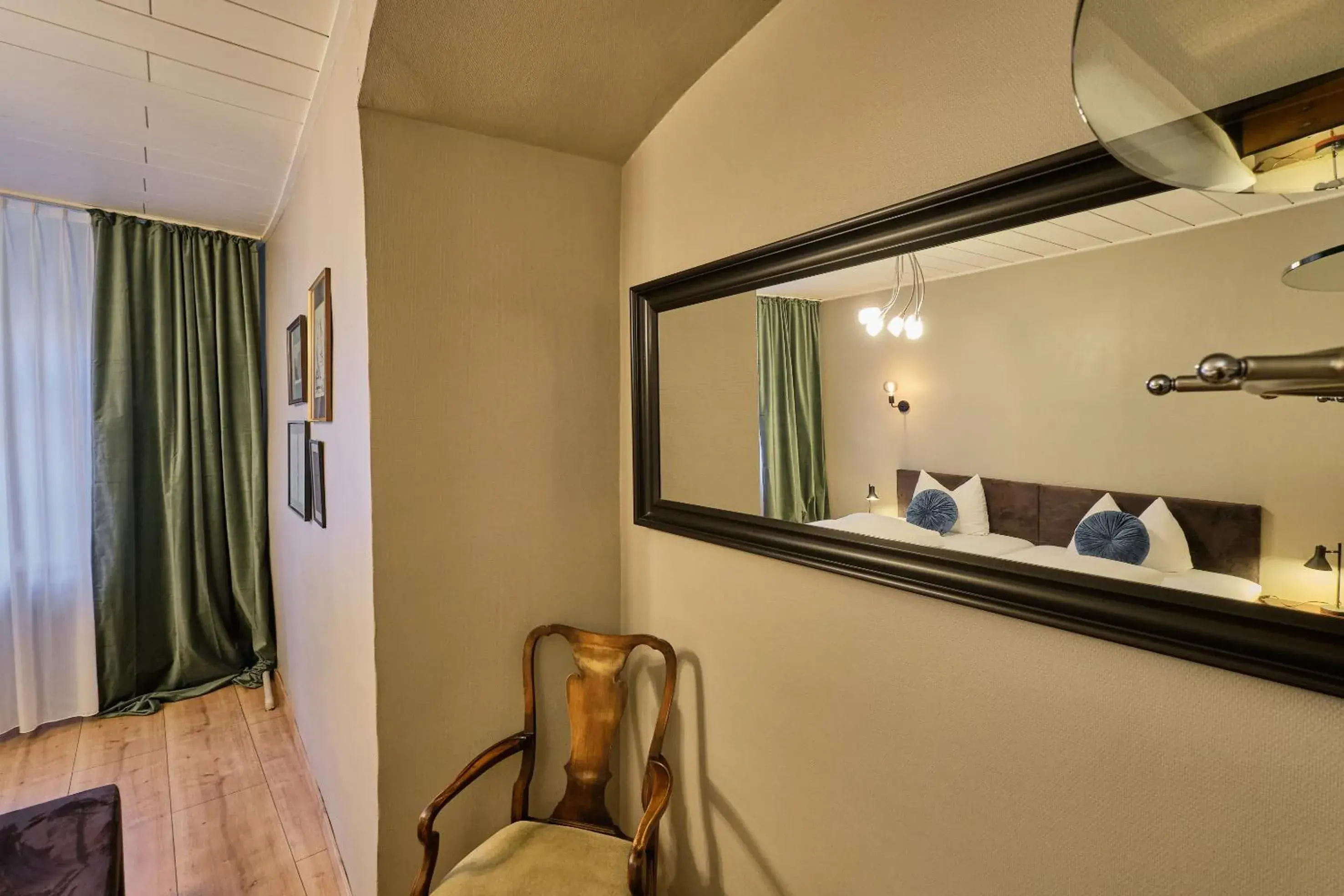 Superior Double Room - single occupancy in Hotel Roter Hahn Superior Double Room - single occupancy in Hotel Roter Hahn