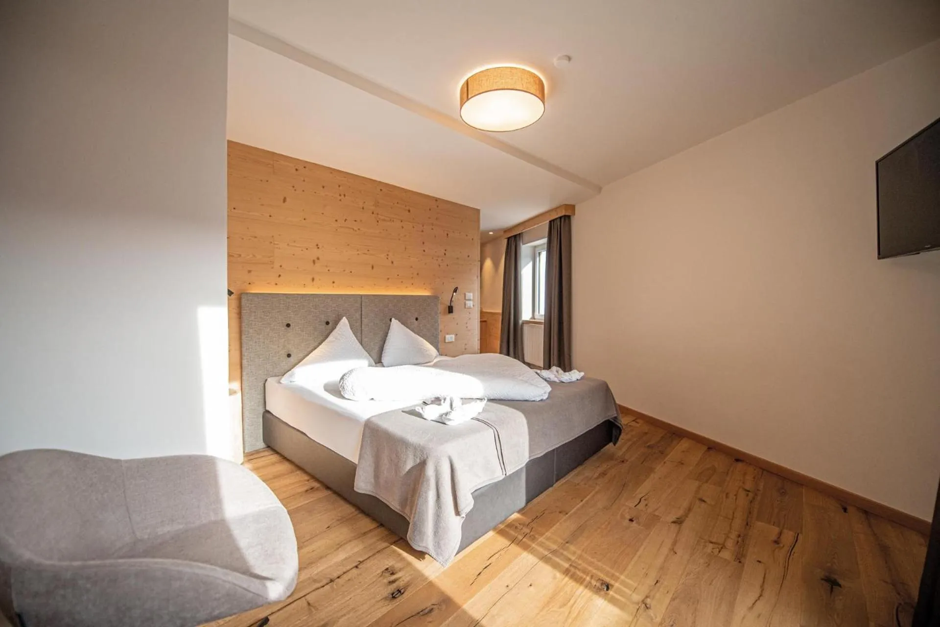 Photo of the whole room, Bed in Gasthof Teiser Stern