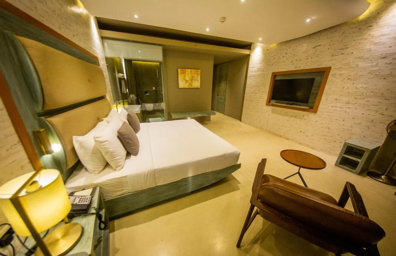 TV and multimedia, Bed in Pledge Scape