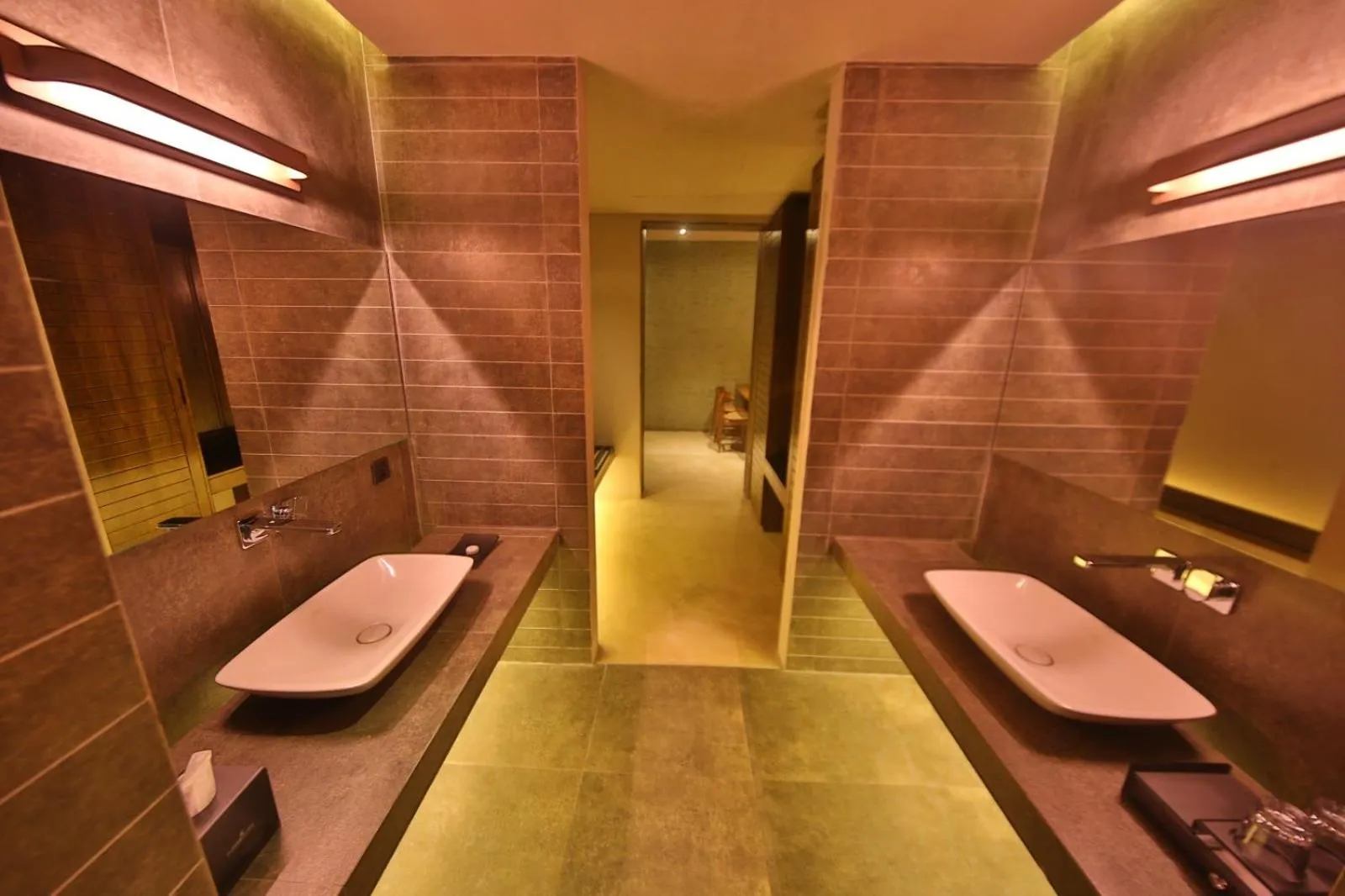 Toilet in Pledge Scape