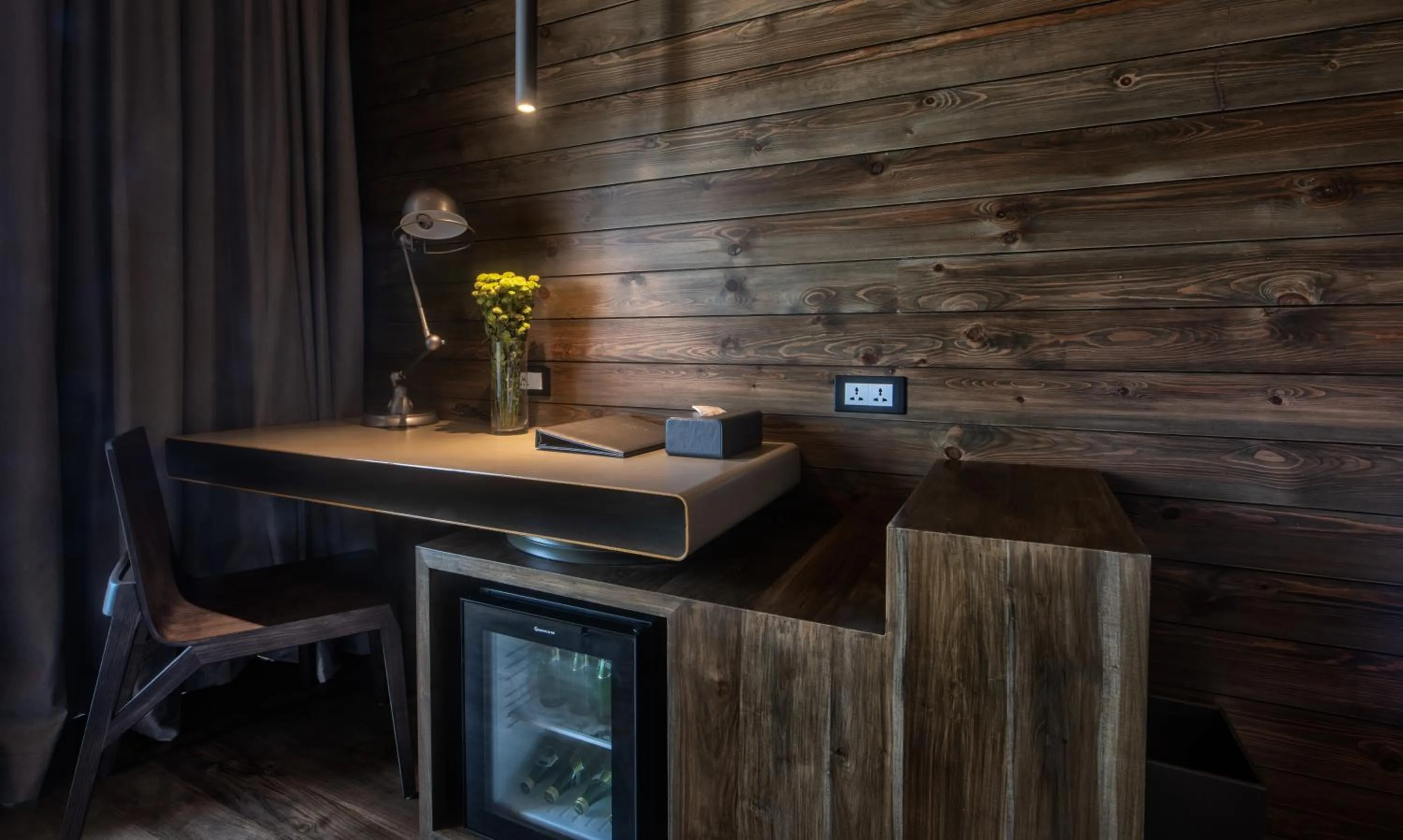 Bedroom in Pledge Scape