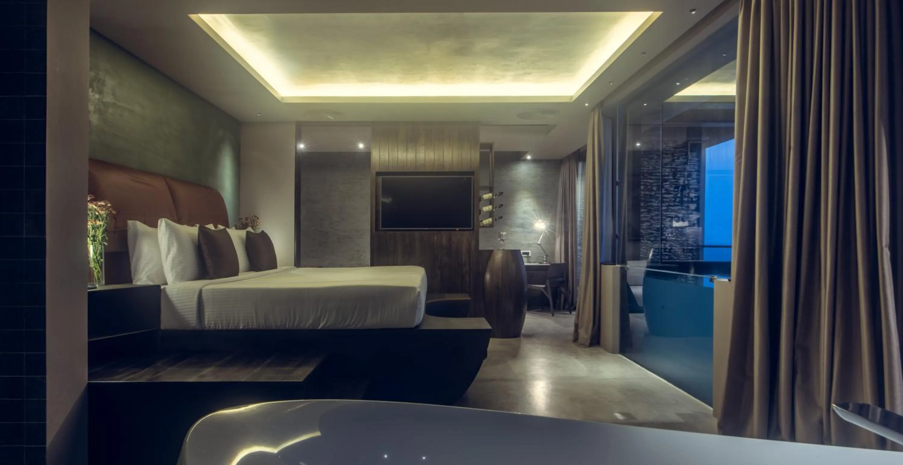 Bedroom, Bed in Pledge Scape