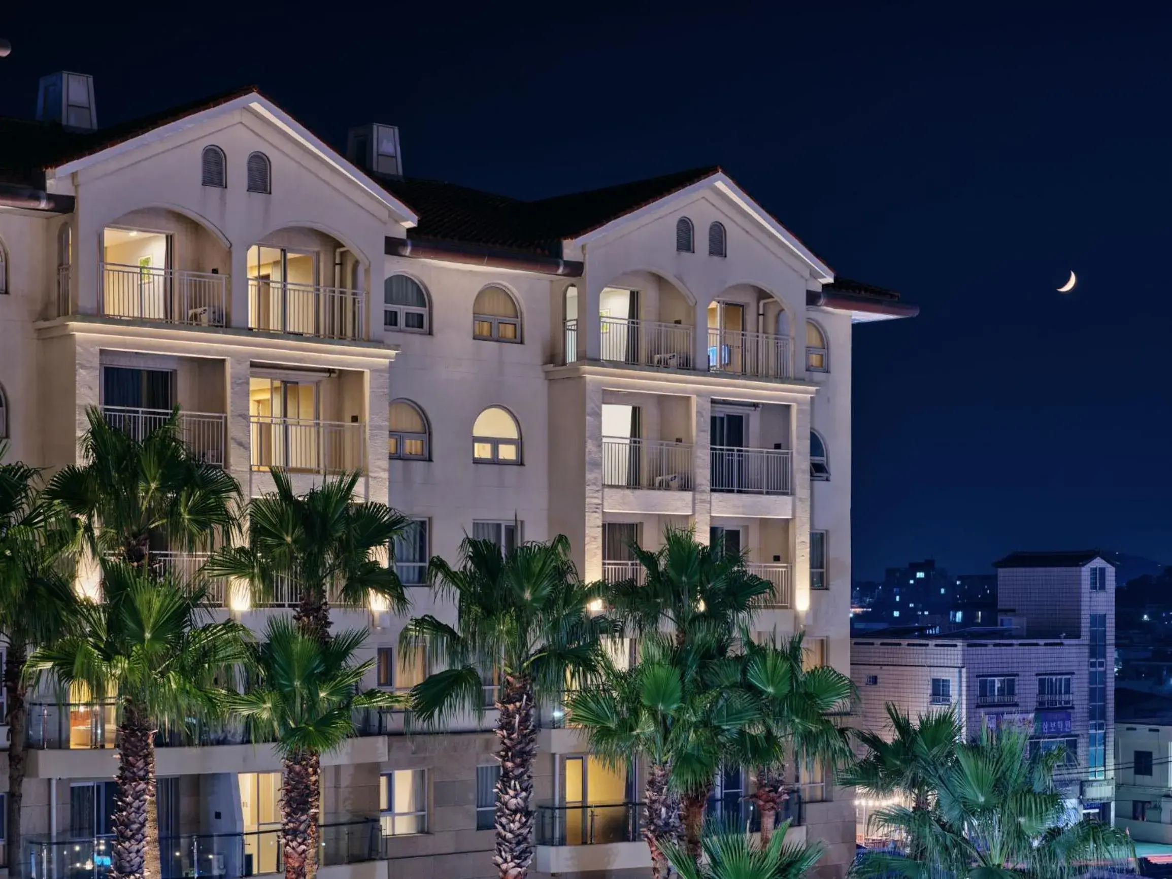 Facade/entrance in Sono Belle Jeju Facade/entrance in Sono Belle Jeju