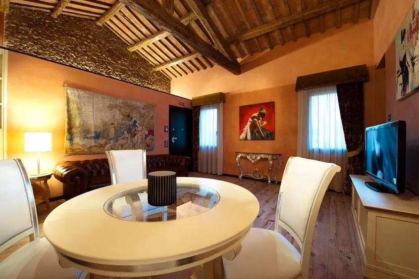 Lounge or bar in Villa Solaris Hotel & Residence