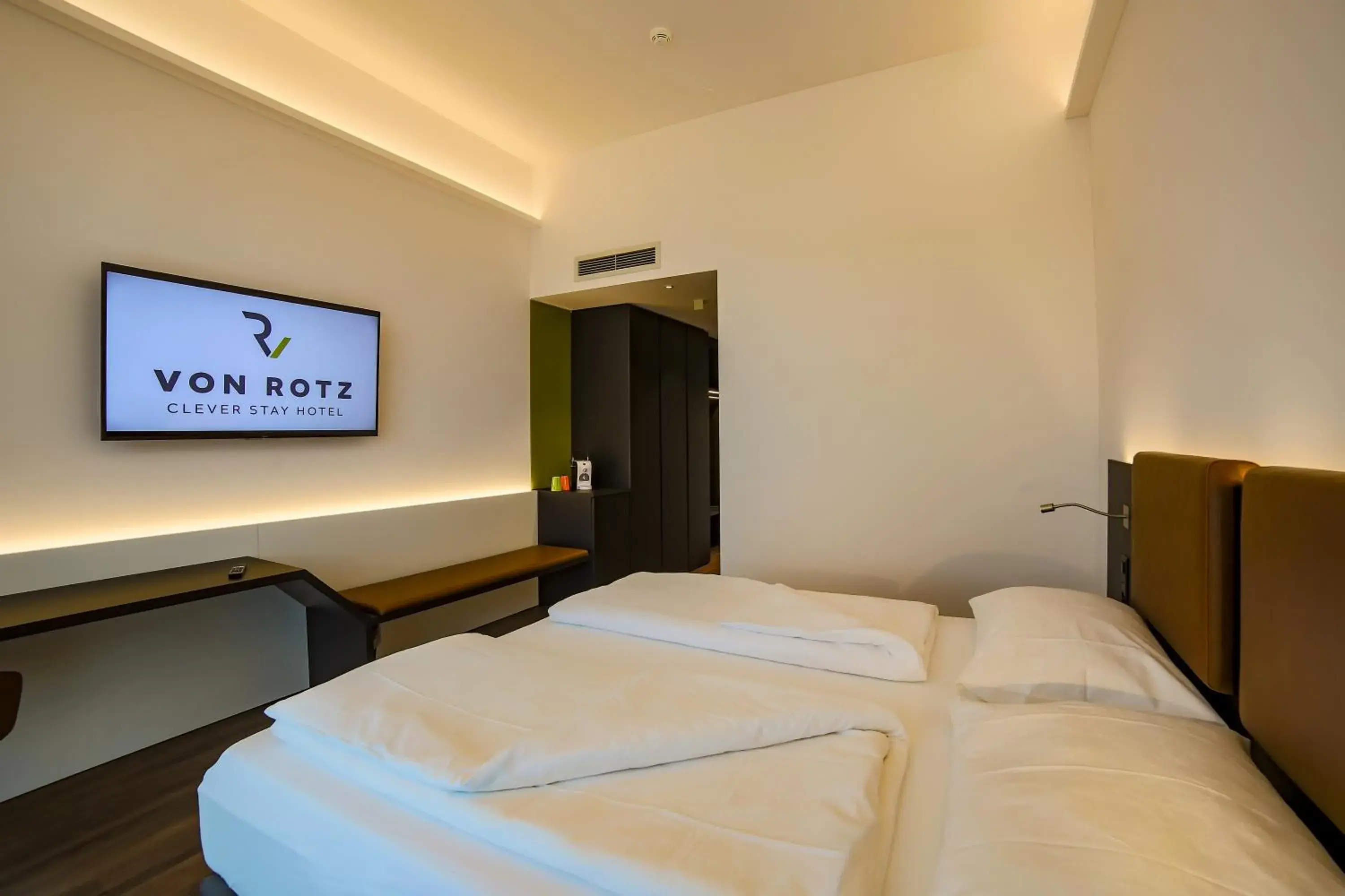Double or Twin Room with Balcony in Self Check-in Hotel von Rotz Double or Twin Room with Balcony in Self Check-in Hotel von Rotz