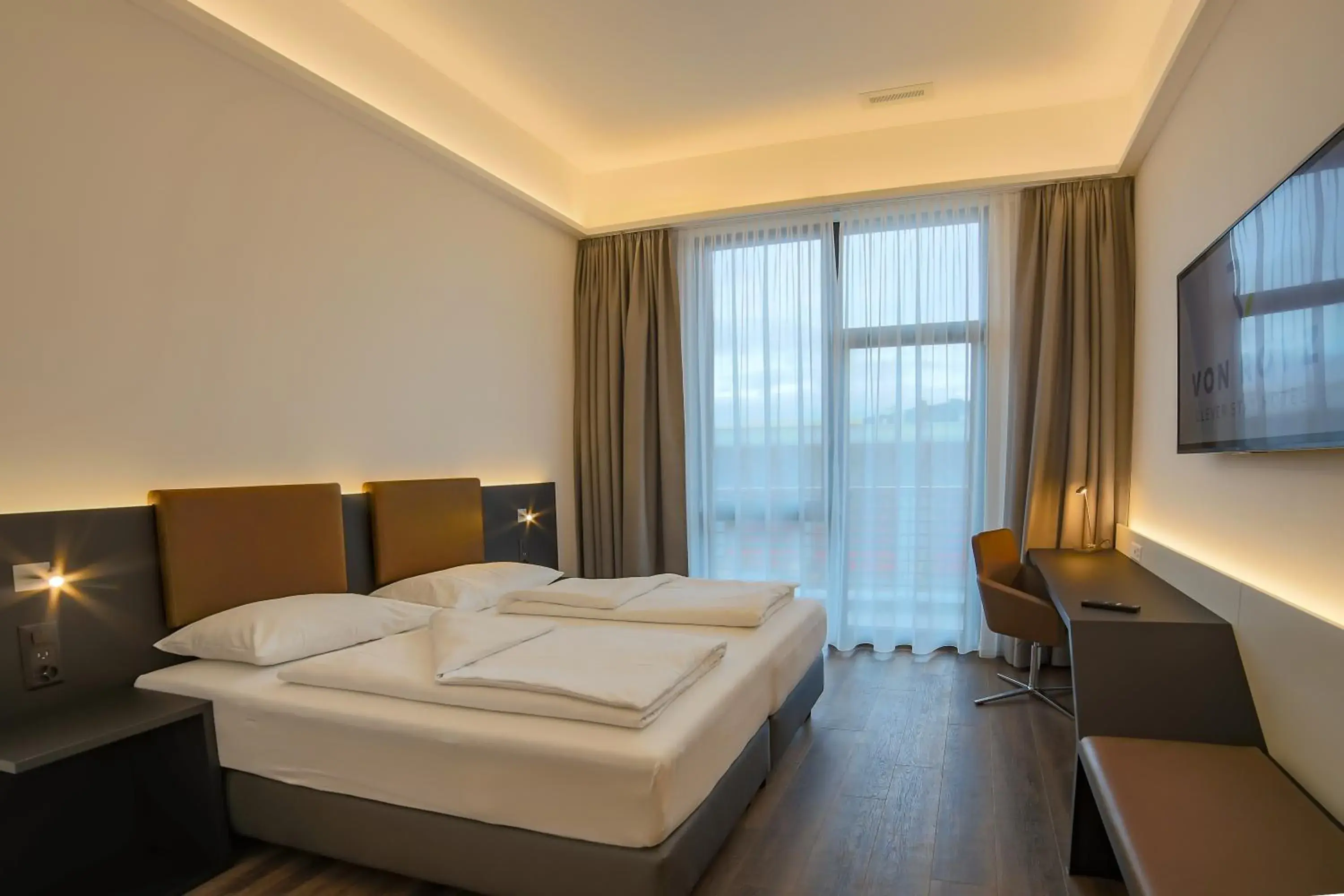 Bed in Self Check-in Hotel von Rotz Bed in Self Check-in Hotel von Rotz