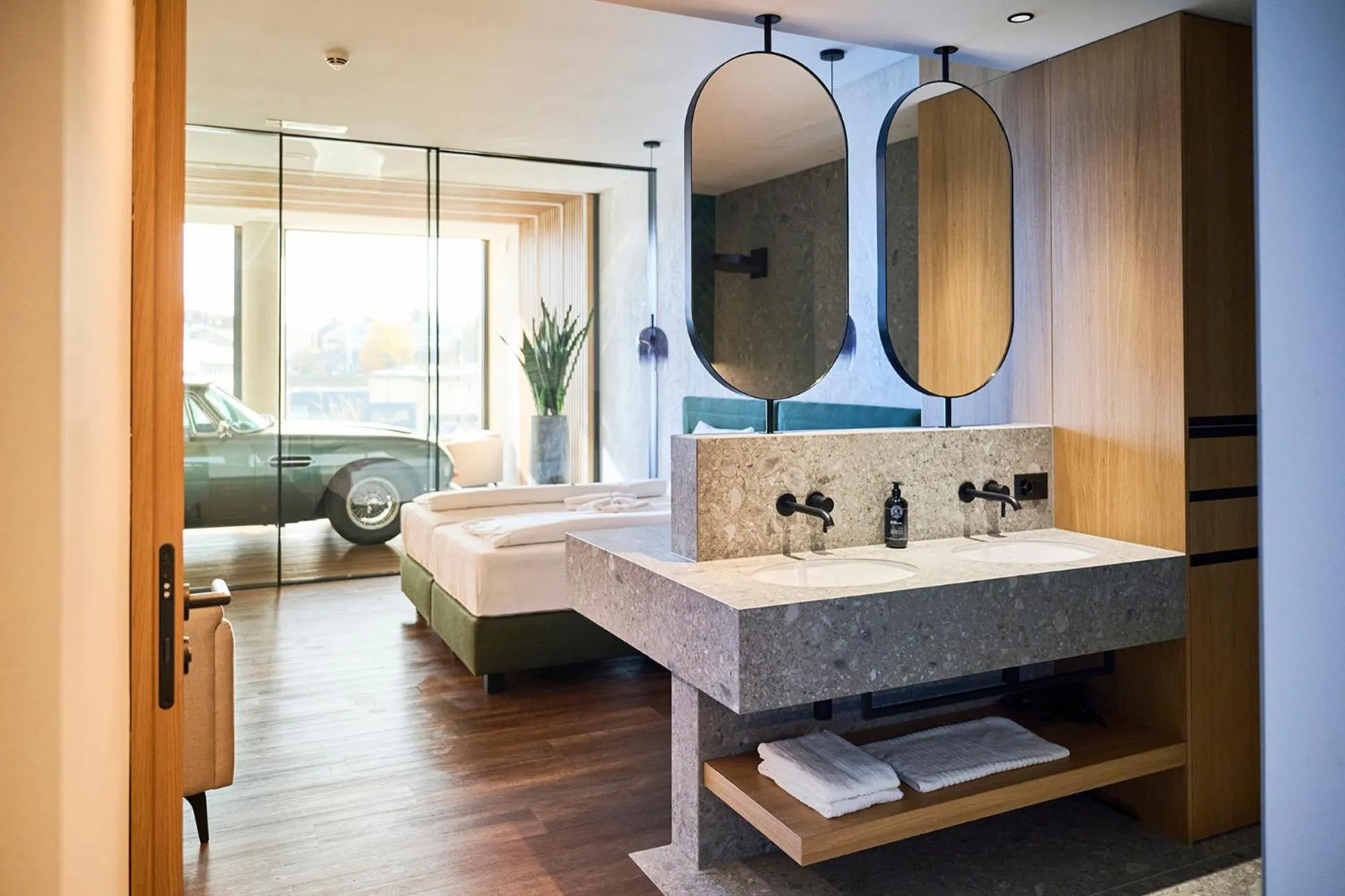 Bathroom, Bed in Hotel von Rotz