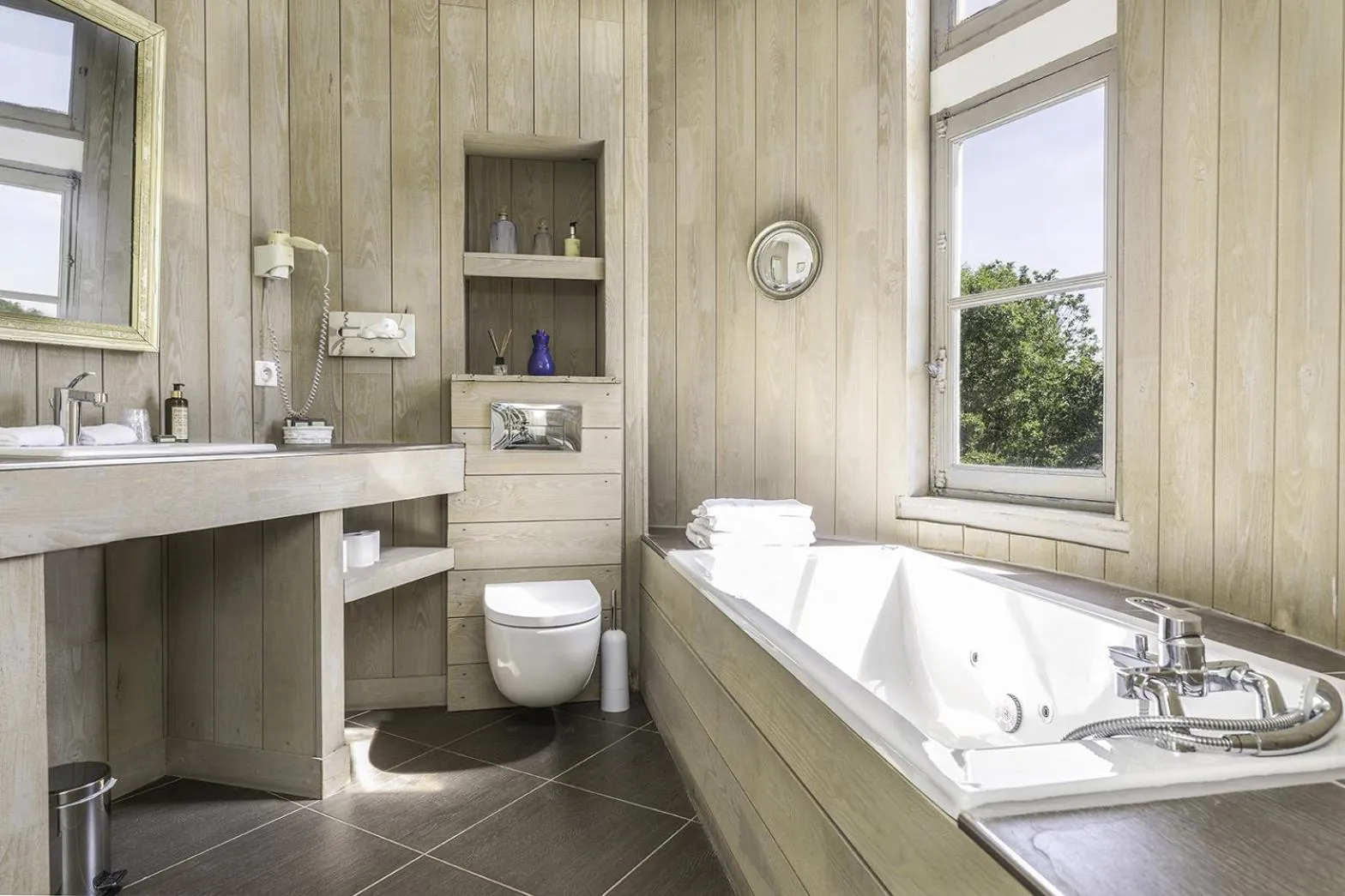 Bathroom in Domaine De Villeray