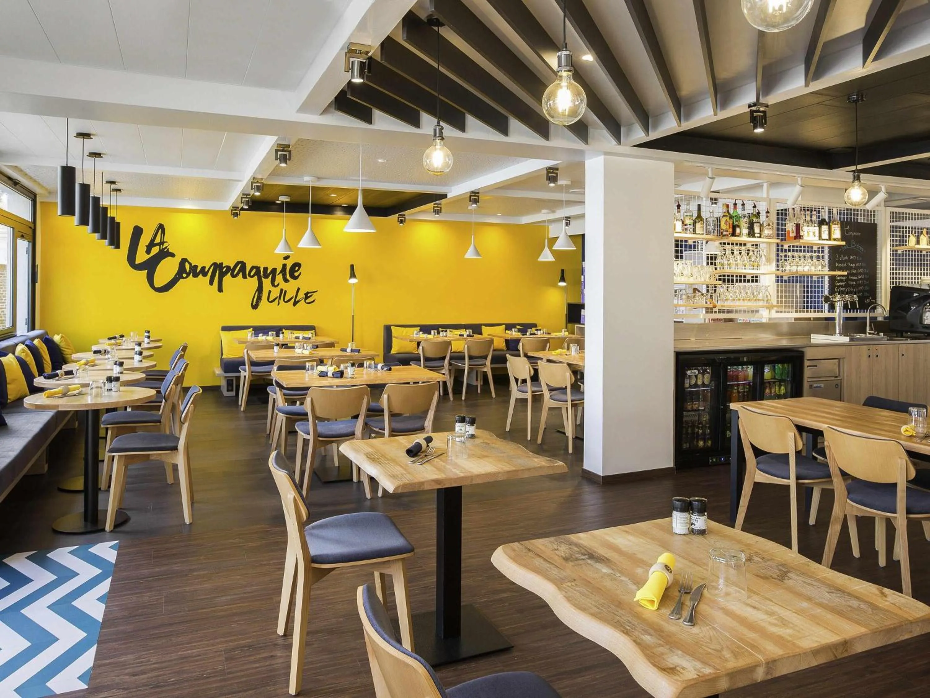 Lounge or bar in ibis Lille Lomme Centre