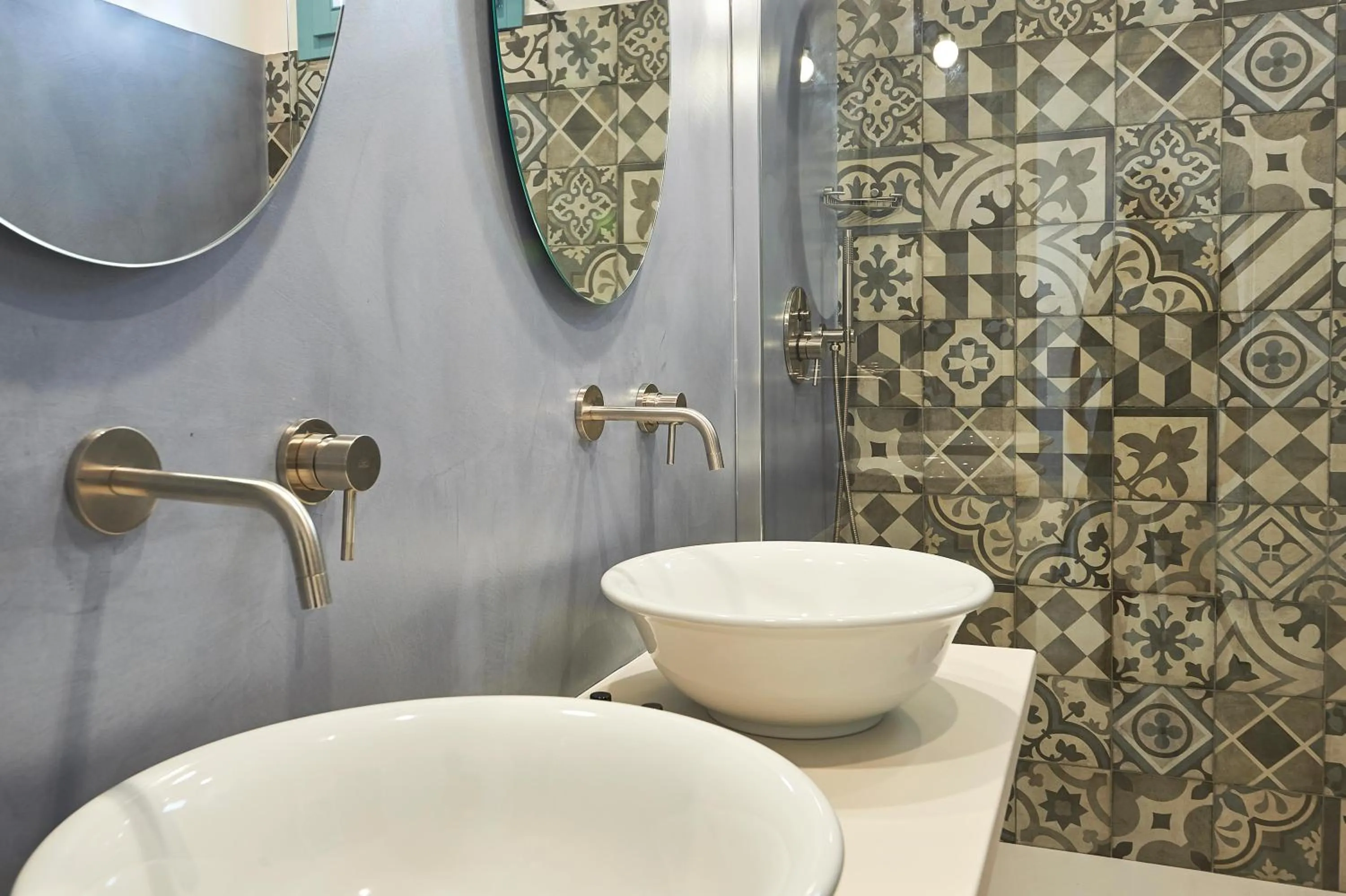 Shower in Marenea Suite Hotel - CDSHotels