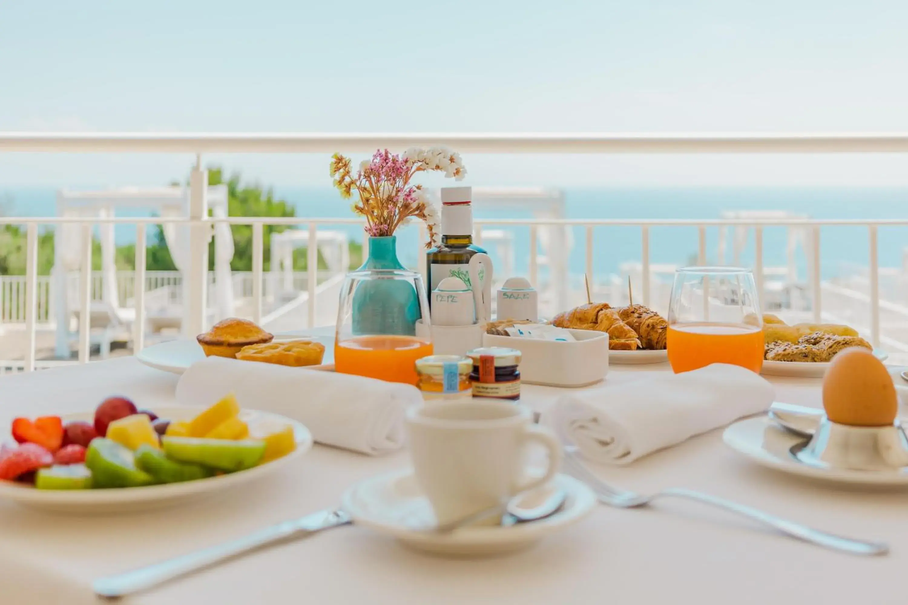 Restaurant/places to eat in Marenea Suite Hotel - CDSHotels Restaurant/places to eat in Marenea Suite Hotel - CDSHotels