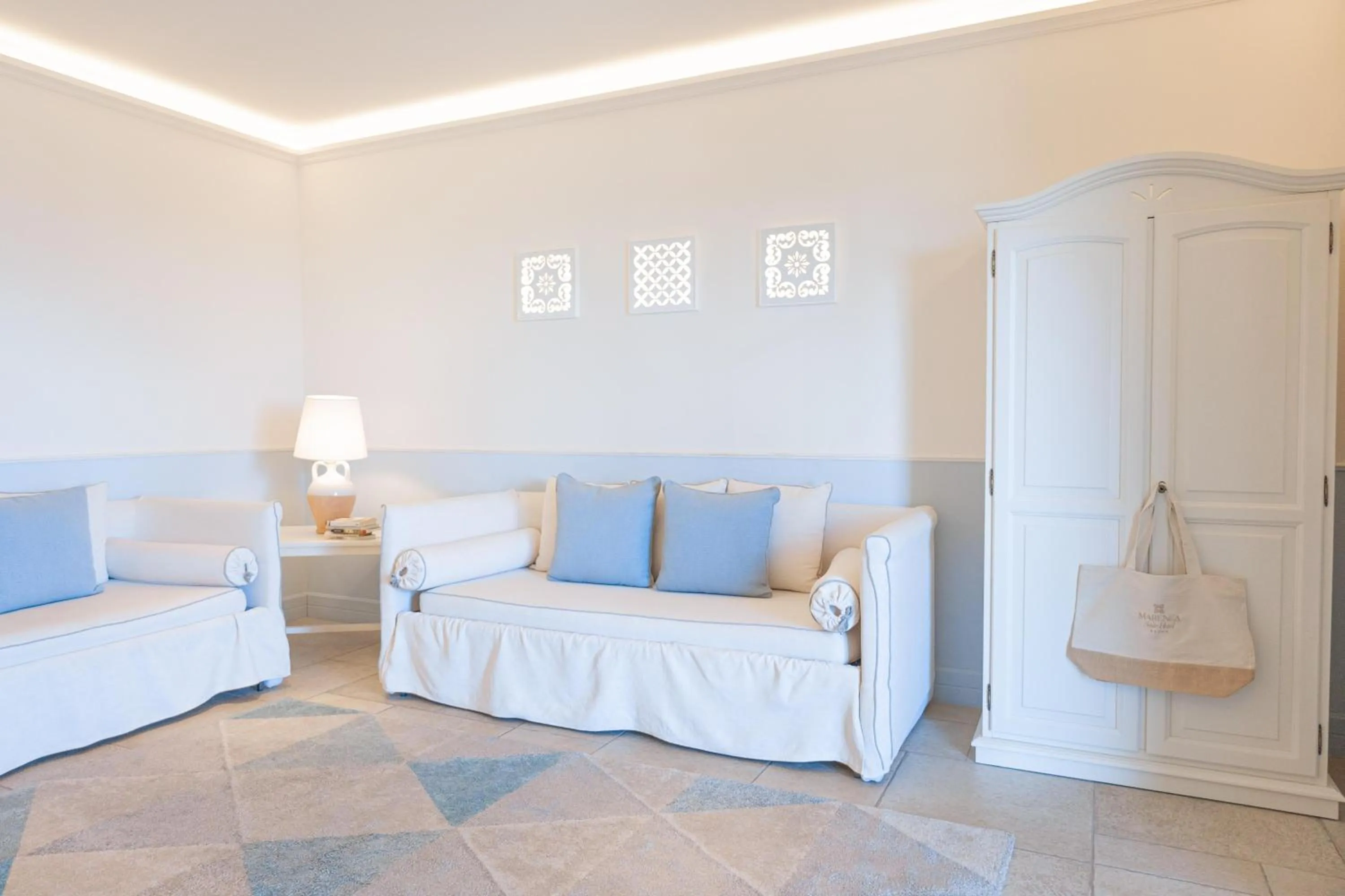 Photo of the whole room in Marenea Suite Hotel - CDSHotels