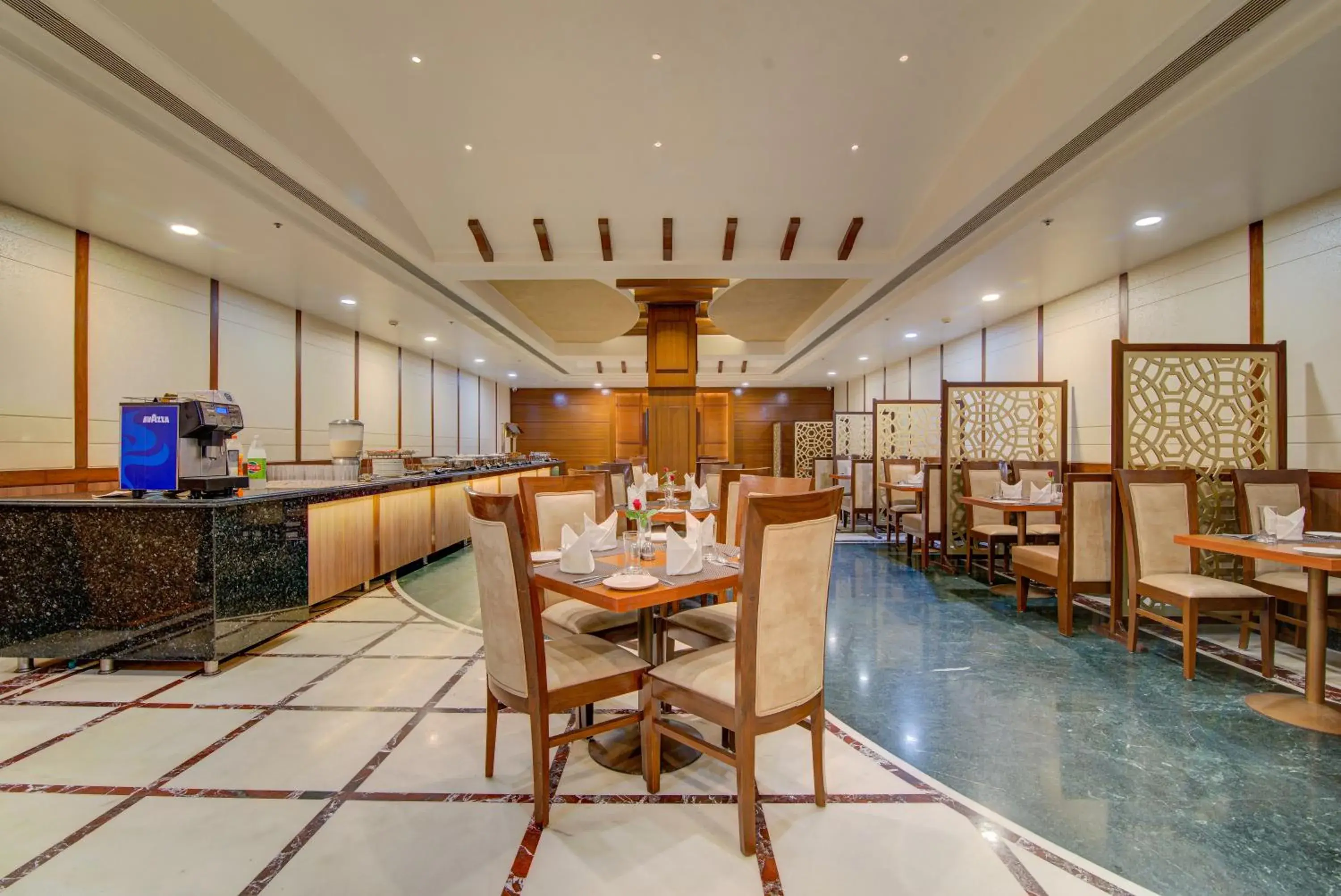 Restaurant/places to eat in Hotel Home In By Amrik Sukhdev Restaurant/places to eat in Hotel Home In By Amrik Sukhdev