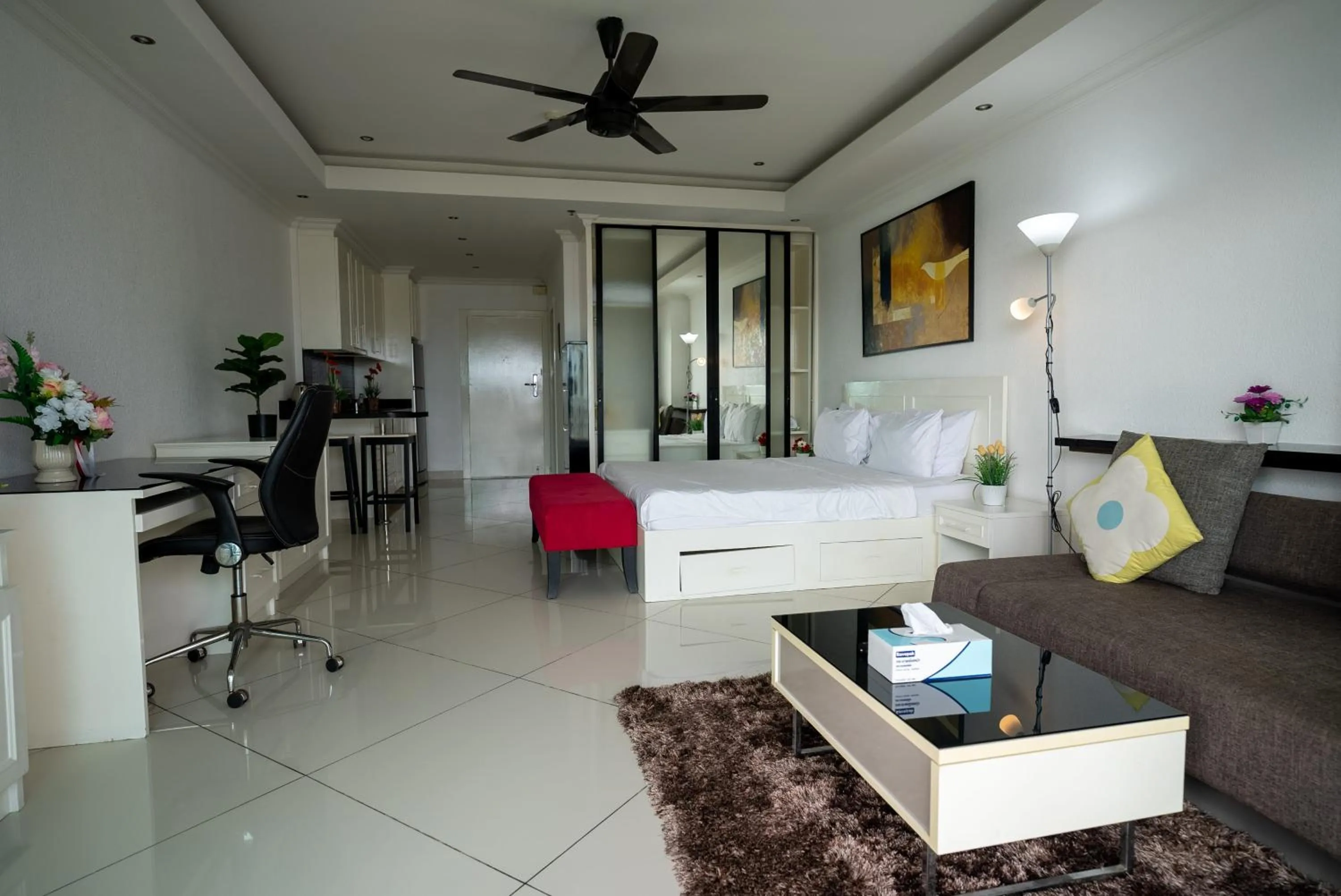 VTSIX at View Talay 6