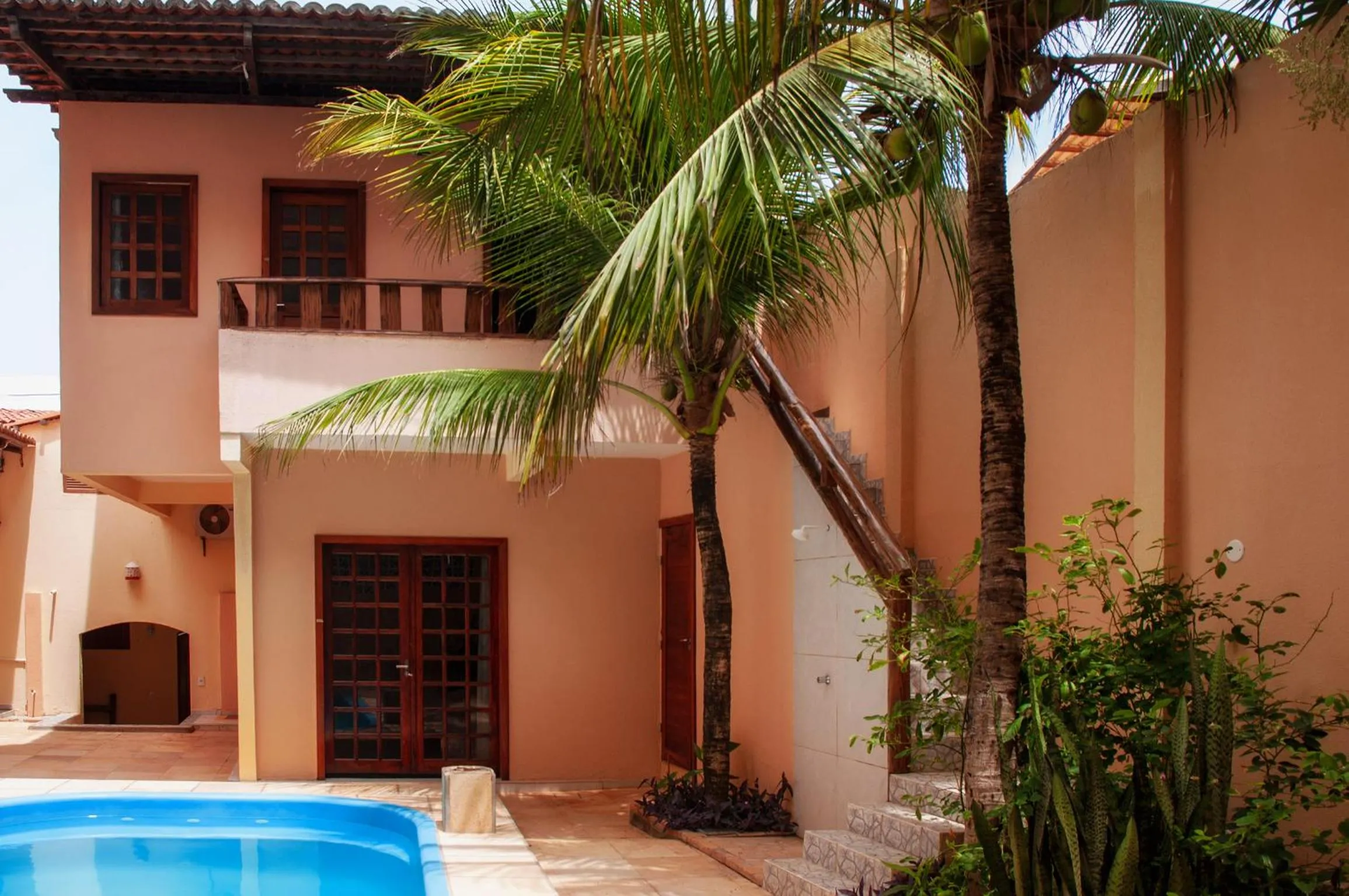 Swimming pool in Hotel Alta Vista