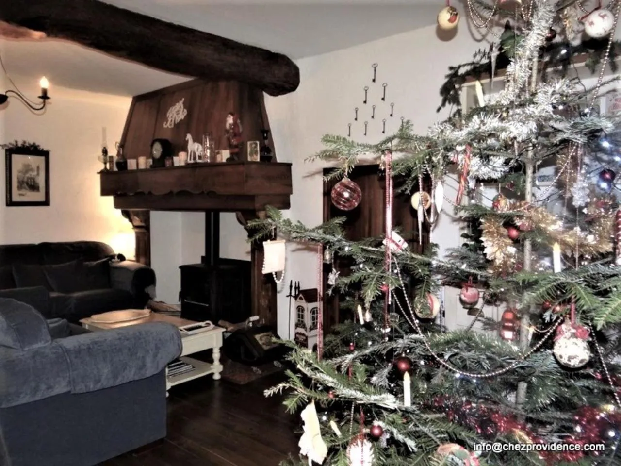 Communal lounge/ TV room in Chez Providence Chambres et Table d'Hôtes