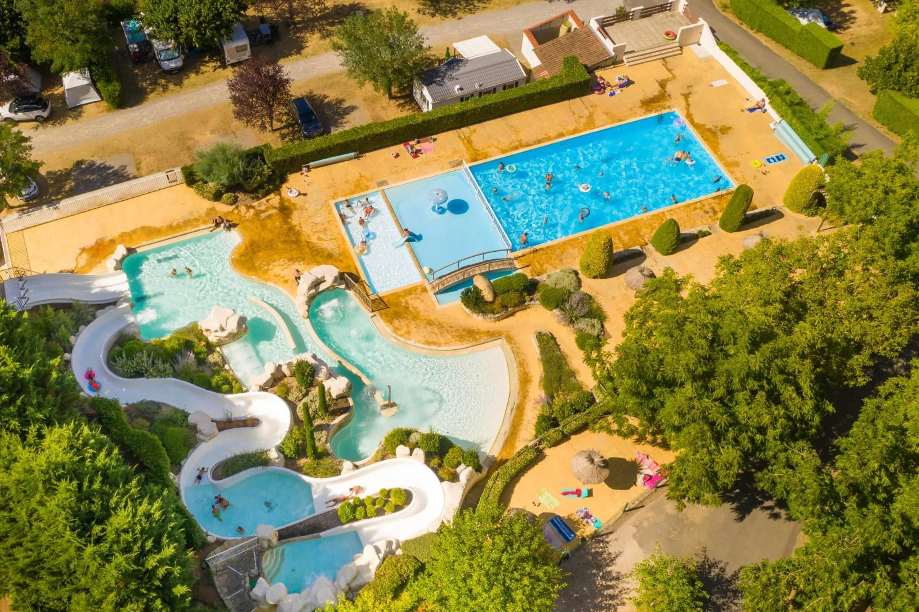 Swimming pool in Camping RCN Val de Cantobre