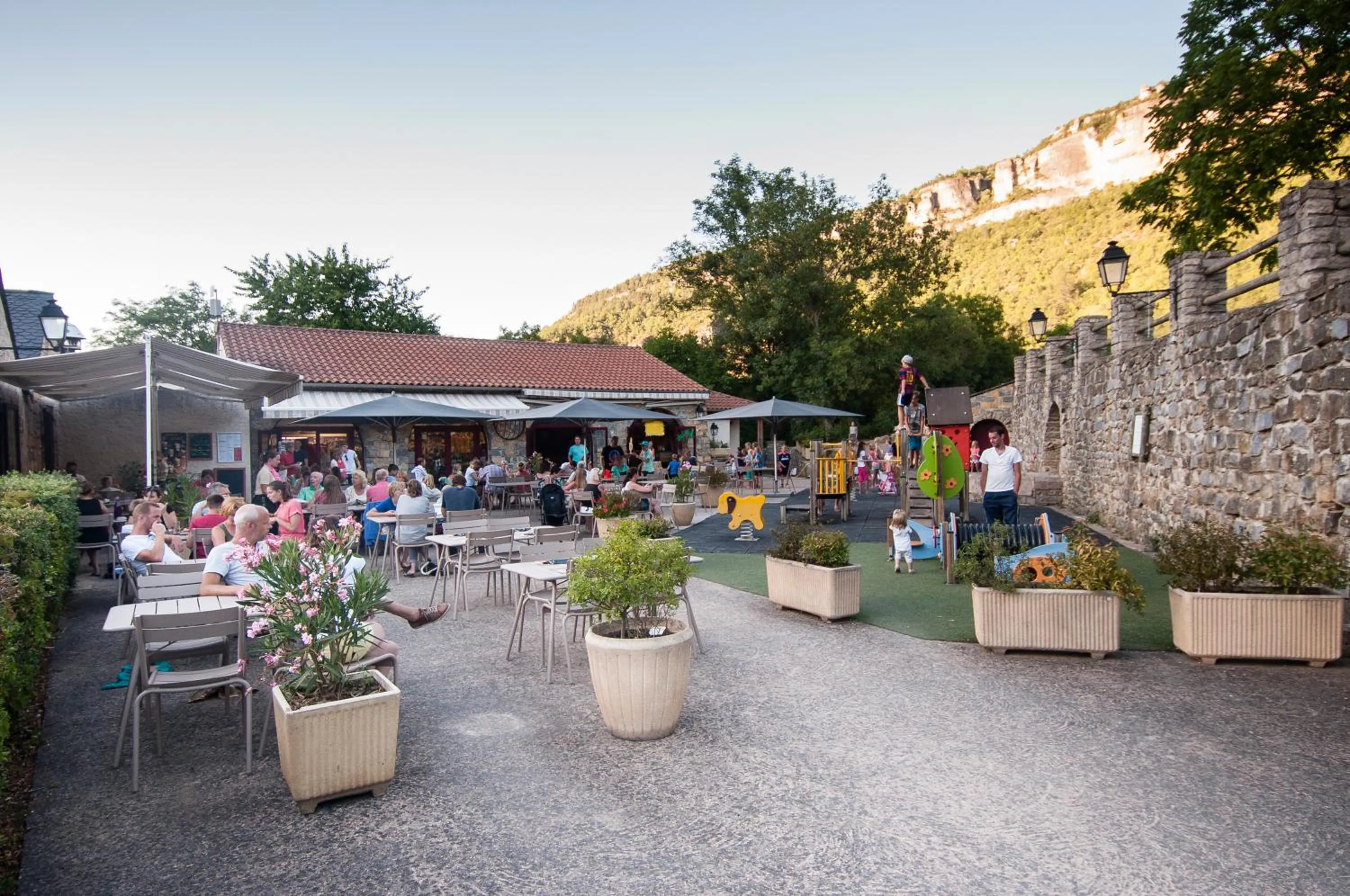 Restaurant/places to eat in Camping RCN Val de Cantobre