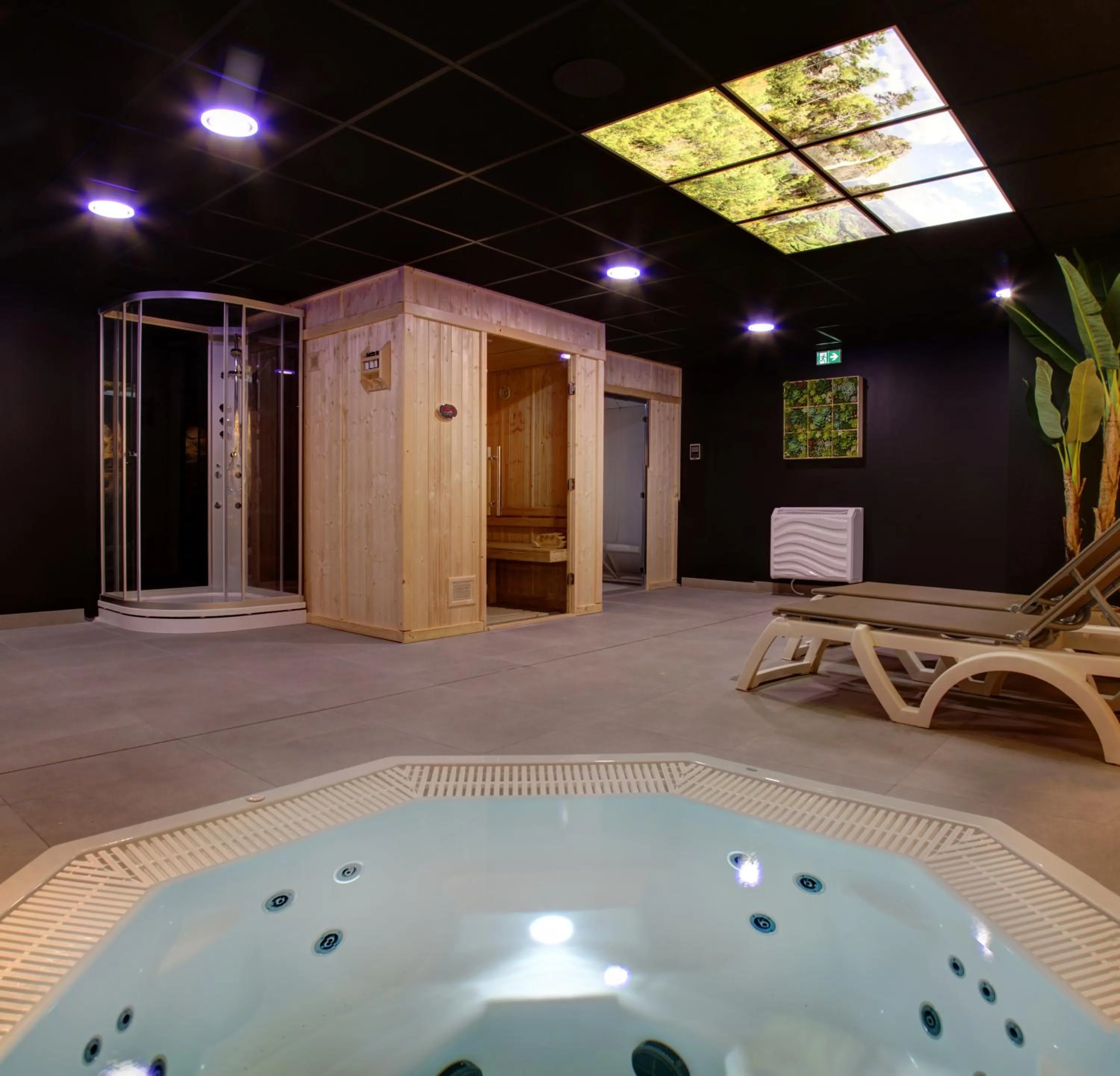 Hot Tub in Camping RCN Val de Cantobre