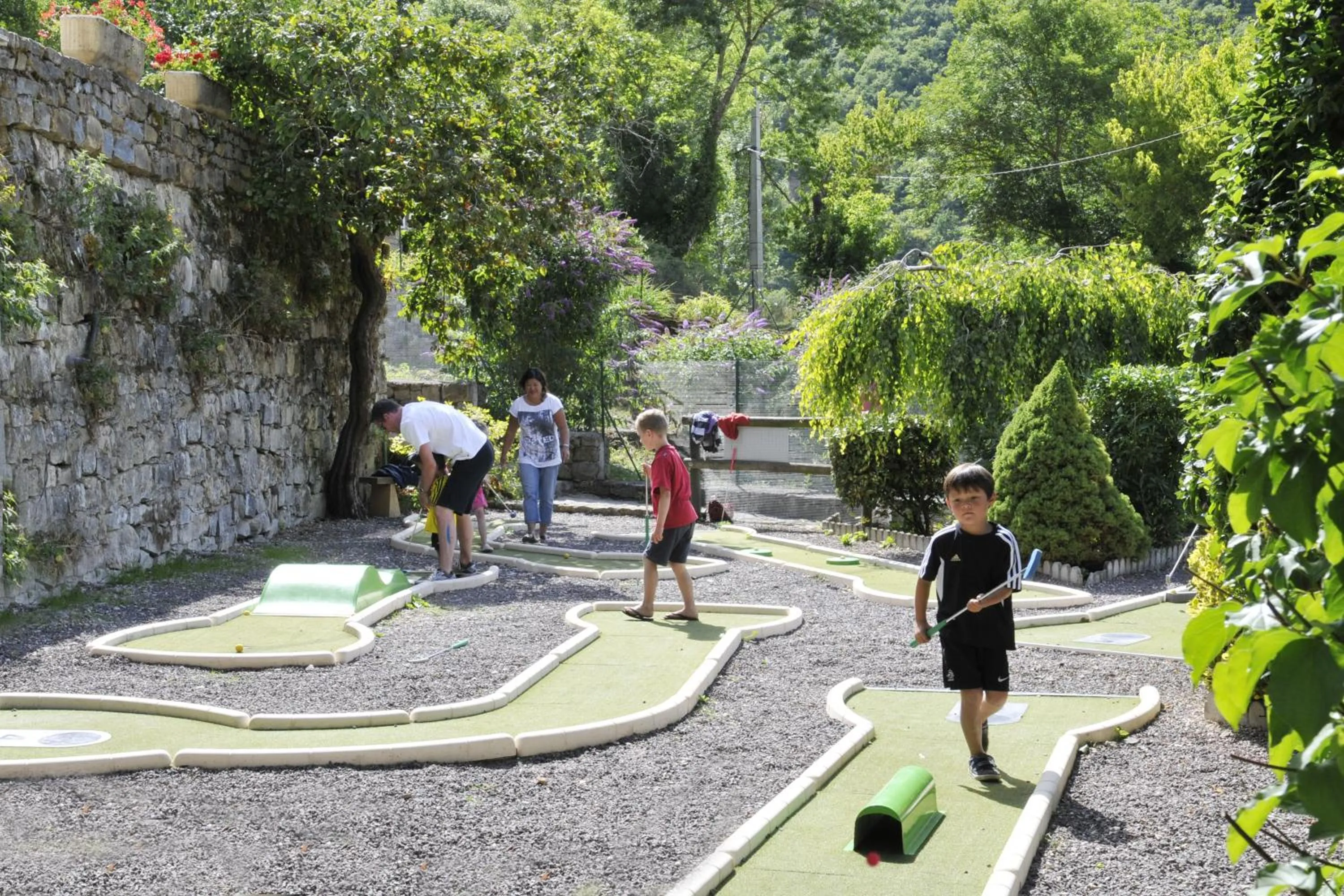Minigolf in Camping RCN Val de Cantobre