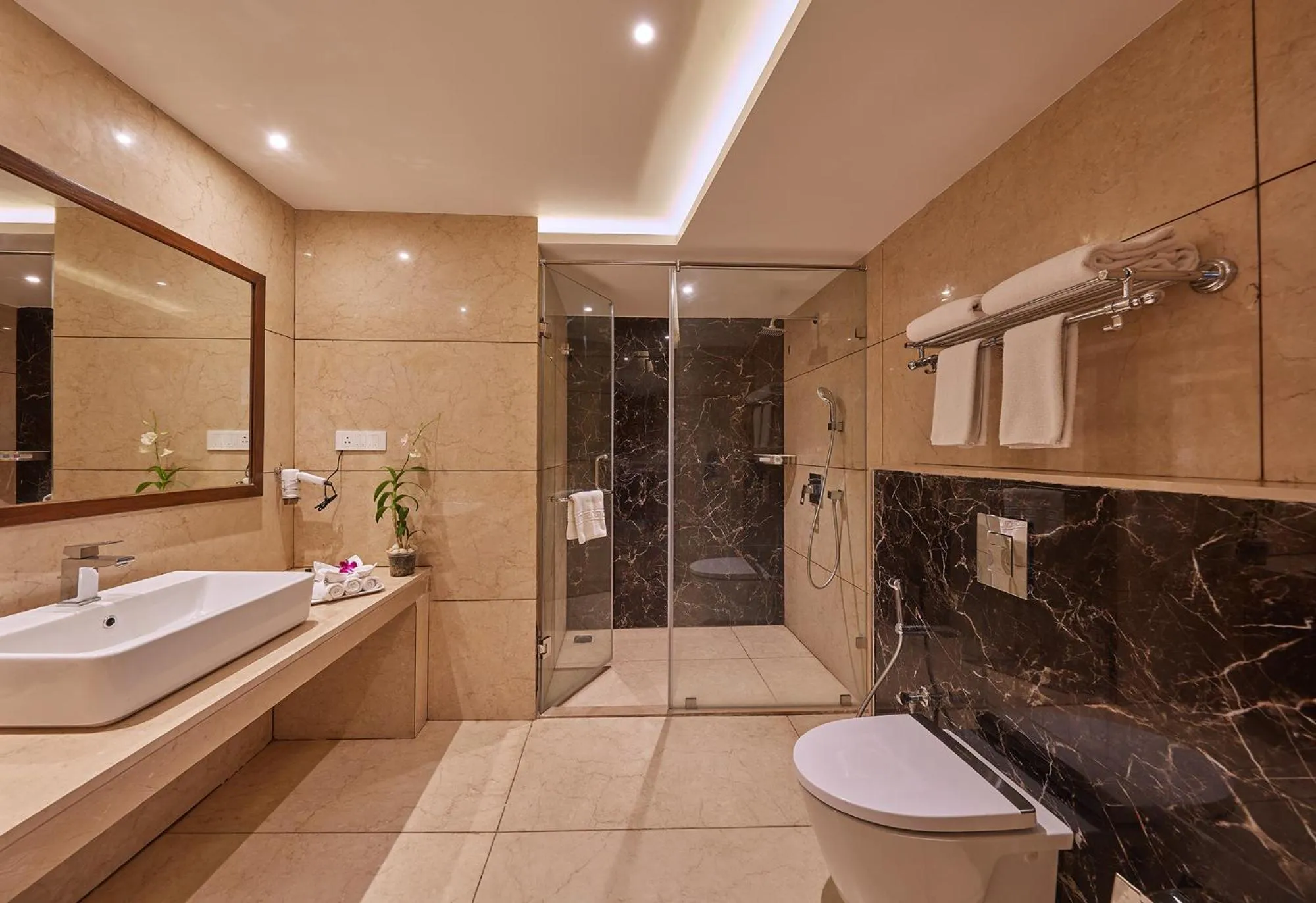 Bathroom in Shivas Galaxy Hotel