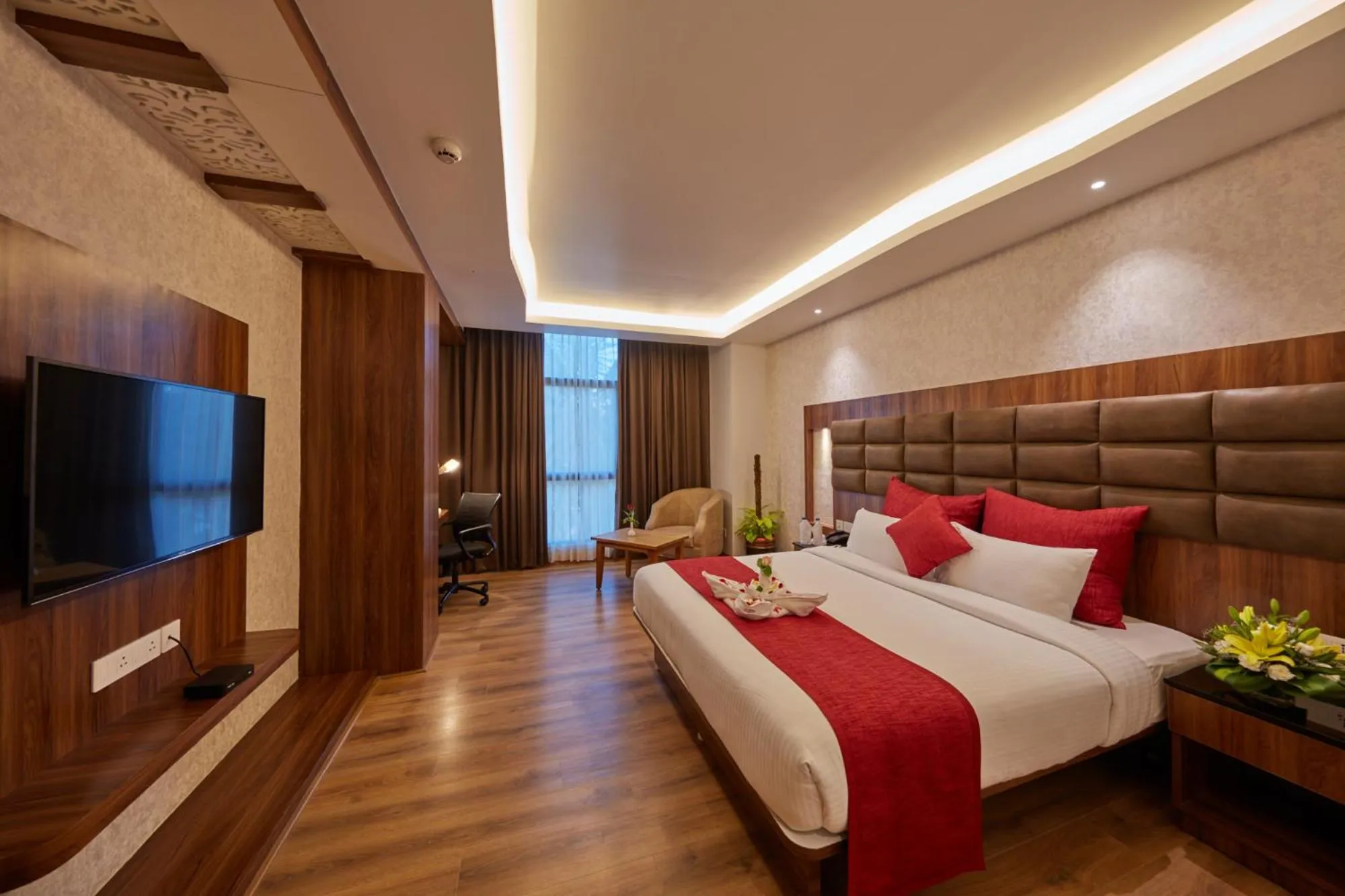 Bedroom, Bed in Shivas Galaxy Hotel