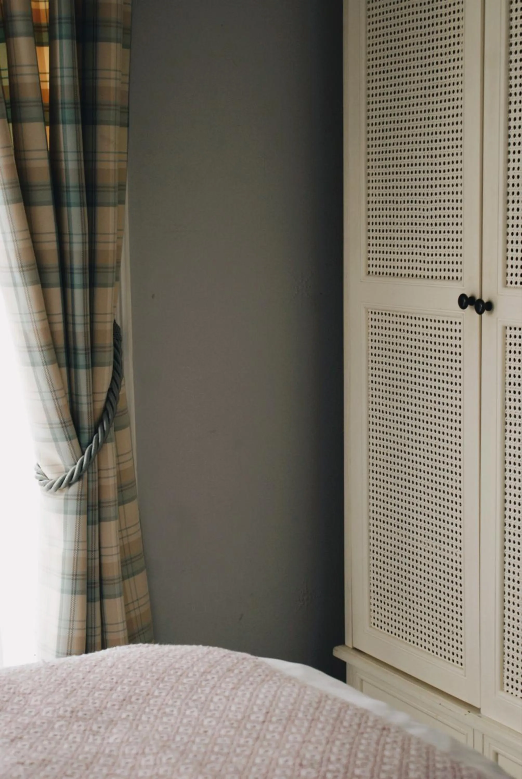 Bed in Ranscombe House