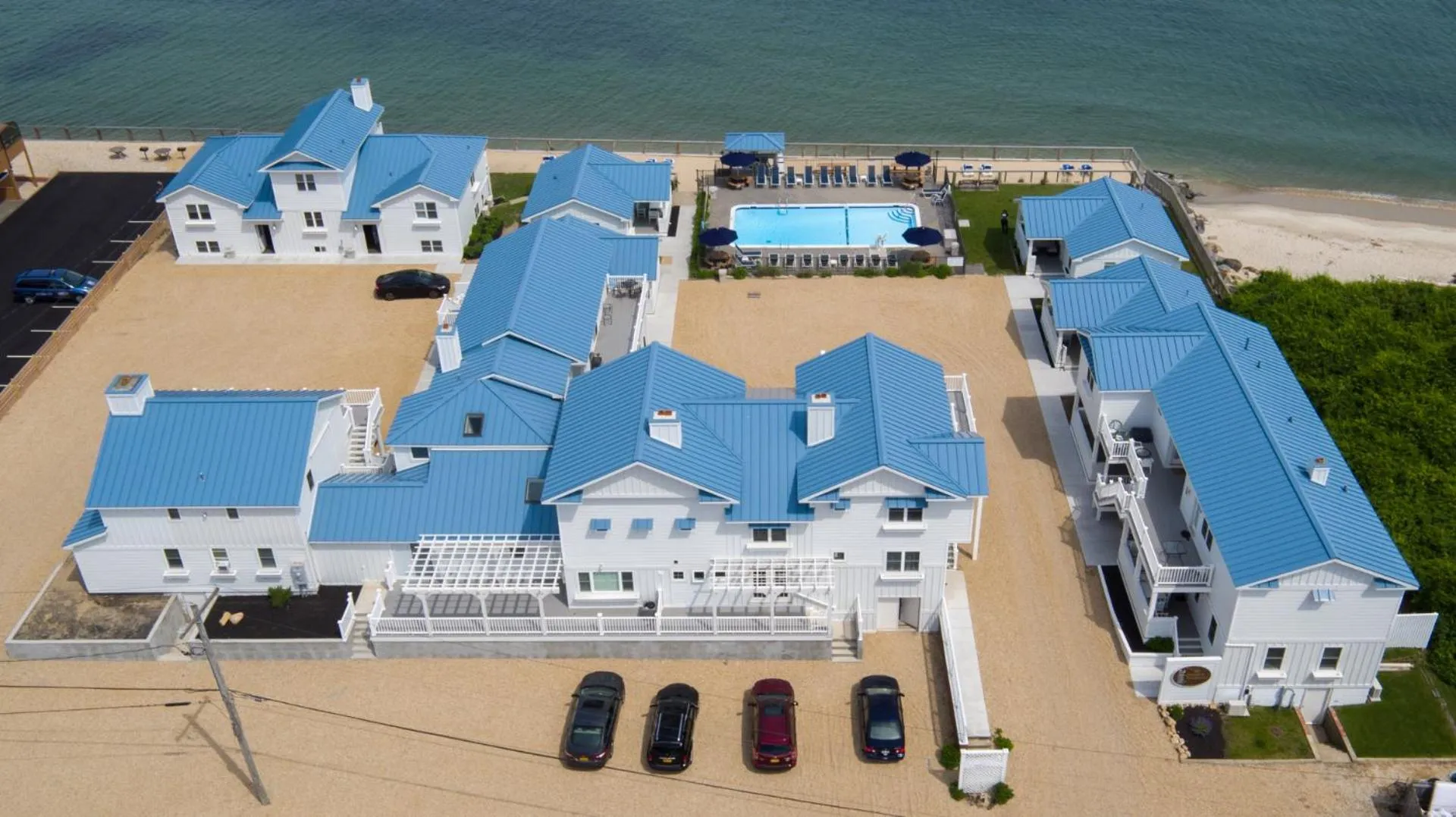 Property building in The Montauk Soundview