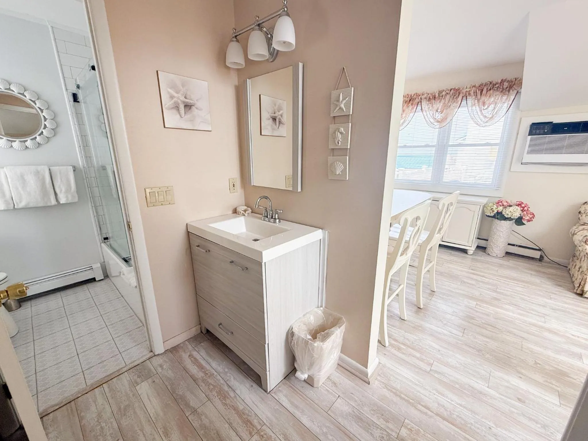 The Montauk Soundview