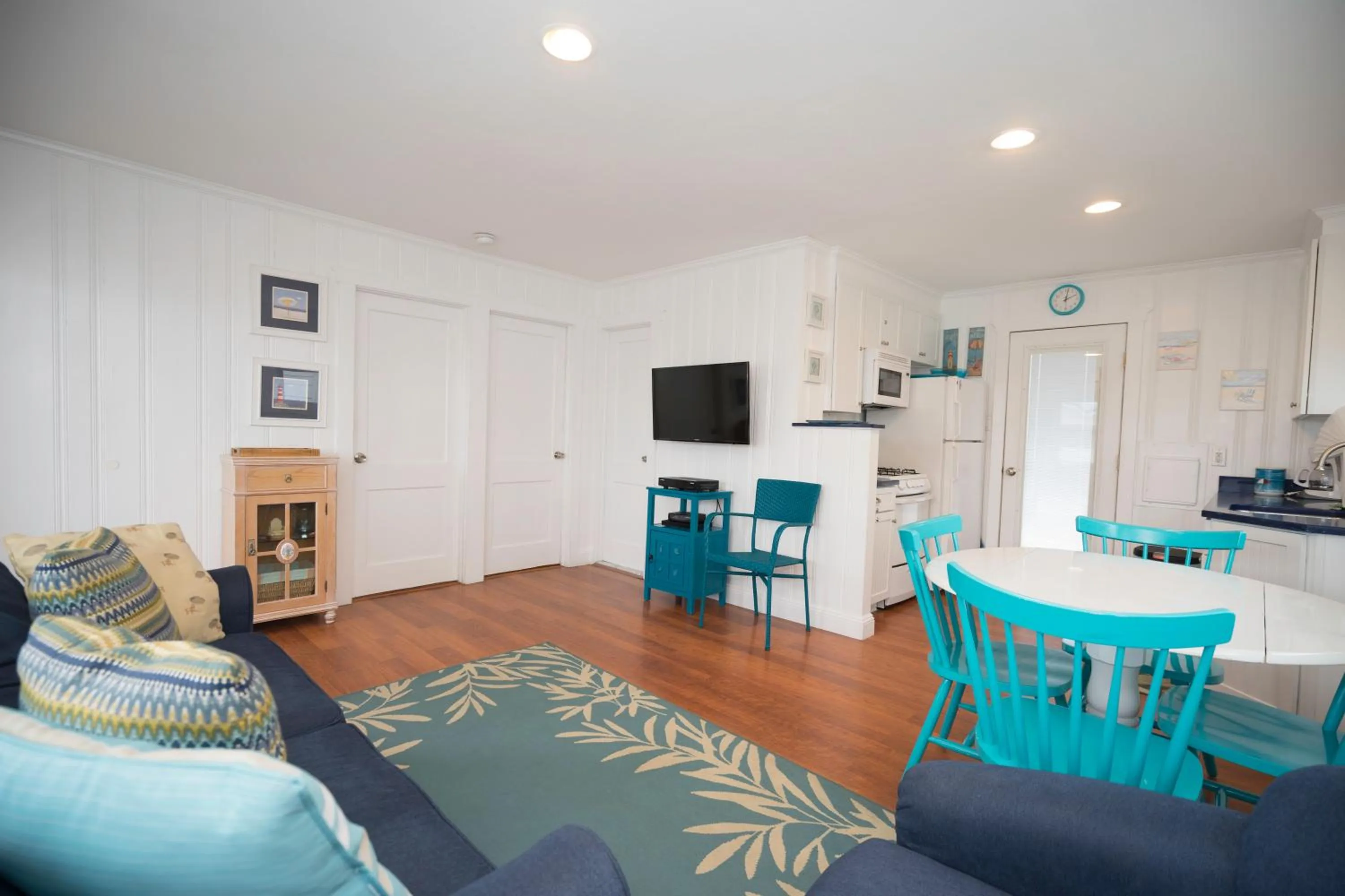 Two-Bedroom Cottage in The Montauk Soundview