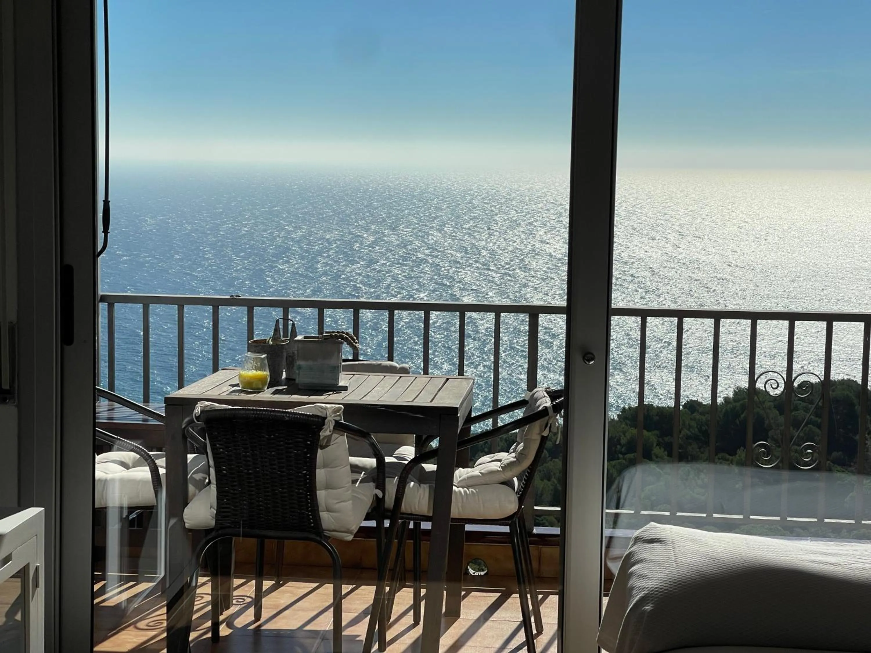 LA CASA BLUE , Mediterranean Boutique-Villa in Santa Cristina Beach