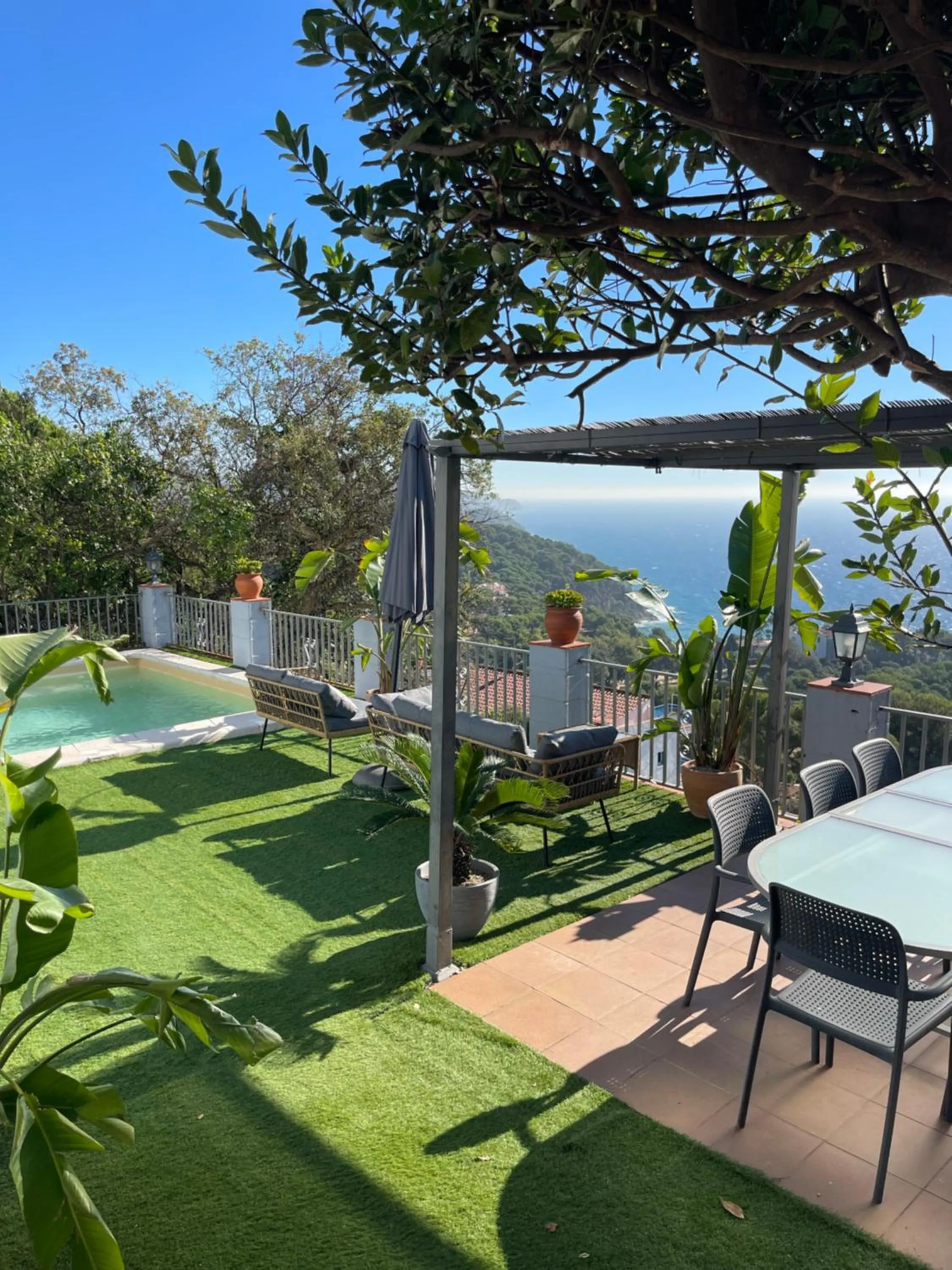 LA CASA BLUE , Mediterranean Boutique-Villa in Santa Cristina Beach