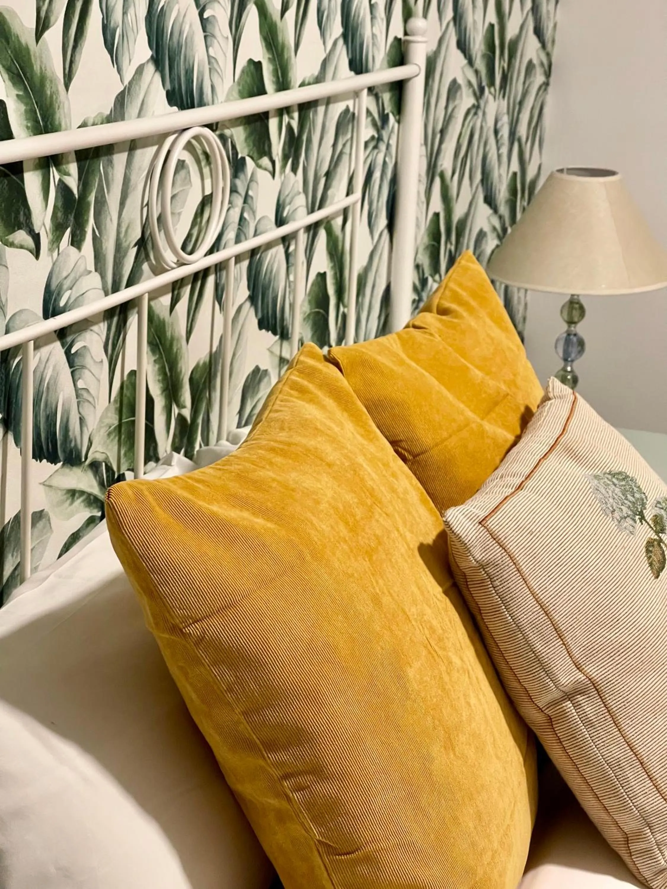Bedroom, Bed in LA CASA BLUE , Mediterranean Boutique-Villa in Santa Cristina Beach