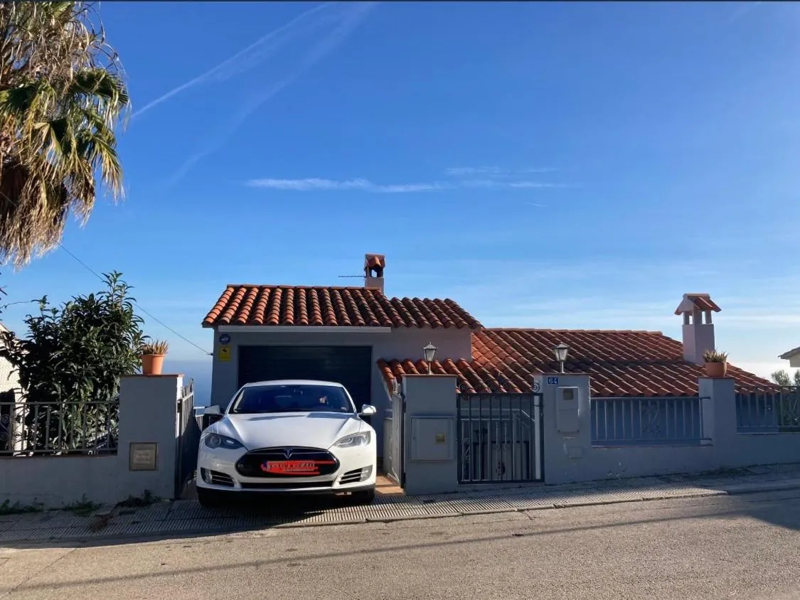 Parking in LA CASA BLUE , Mediterranean Boutique-Villa in Santa Cristina Beach