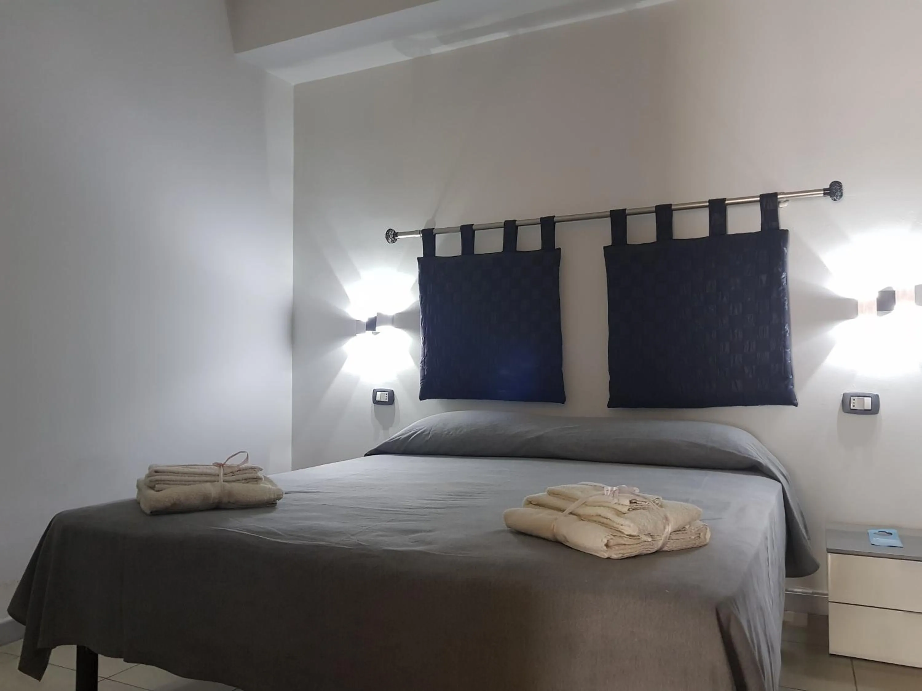 Staff, Bed in La Casa Dei Sogni