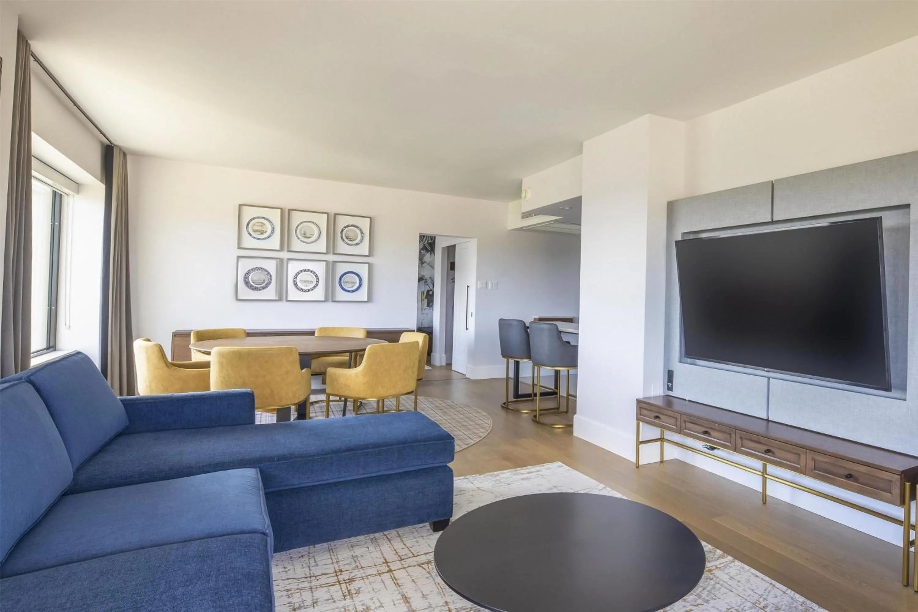 Living room in Hilton Quebec