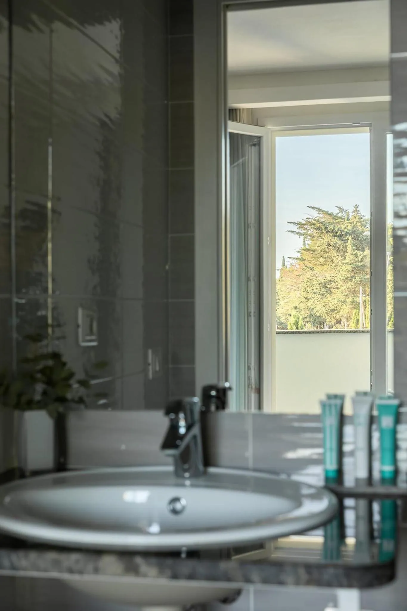 Bathroom in Golden Apartments