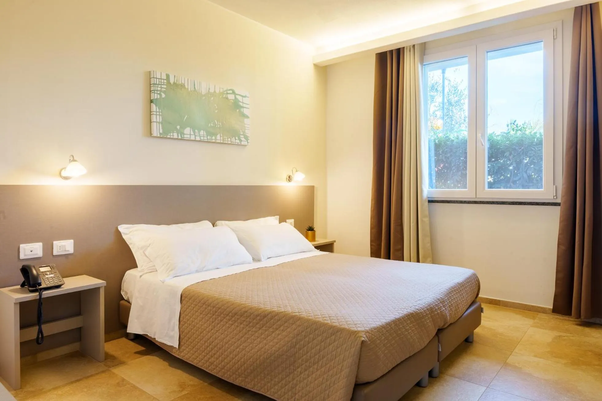 Bedroom, Bed in Golden Apartments