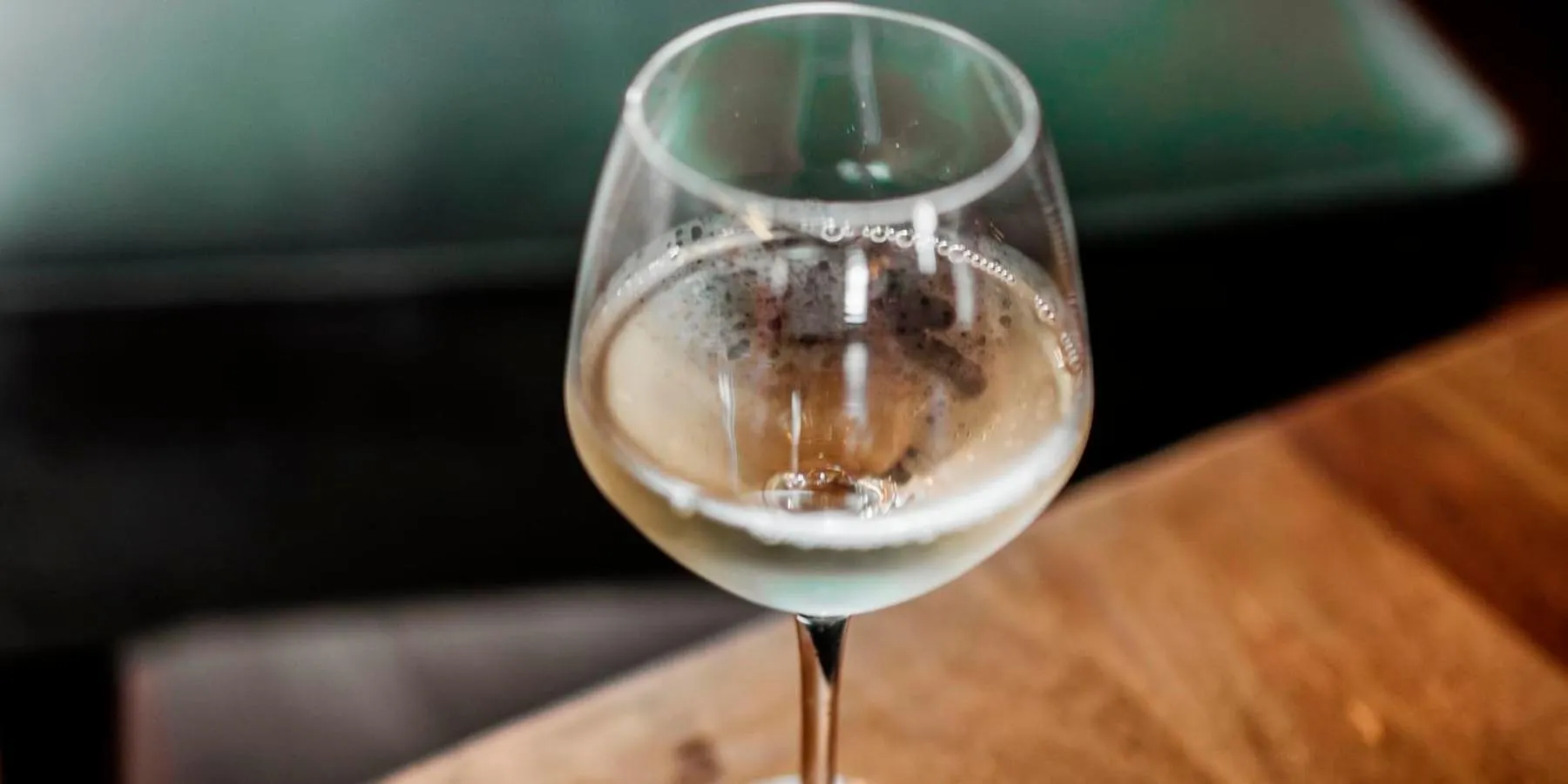 Lounge or bar in Garner Hotel Edinburgh - Haymarket by IHG